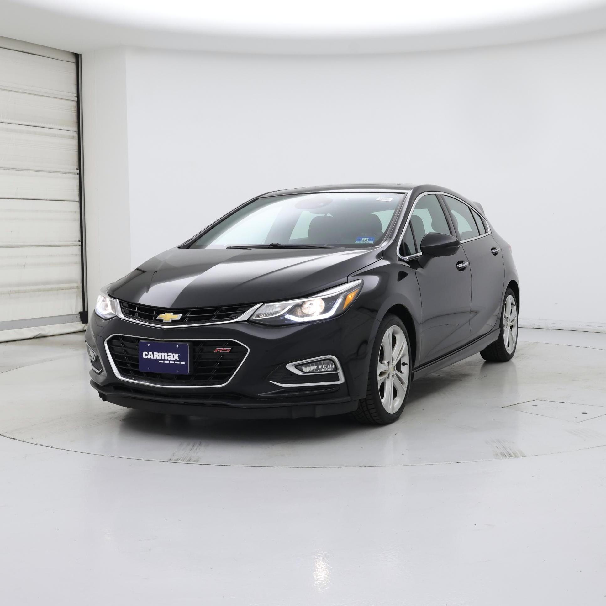 Thumbnail: 2017 Chevrolet Cruze - 4