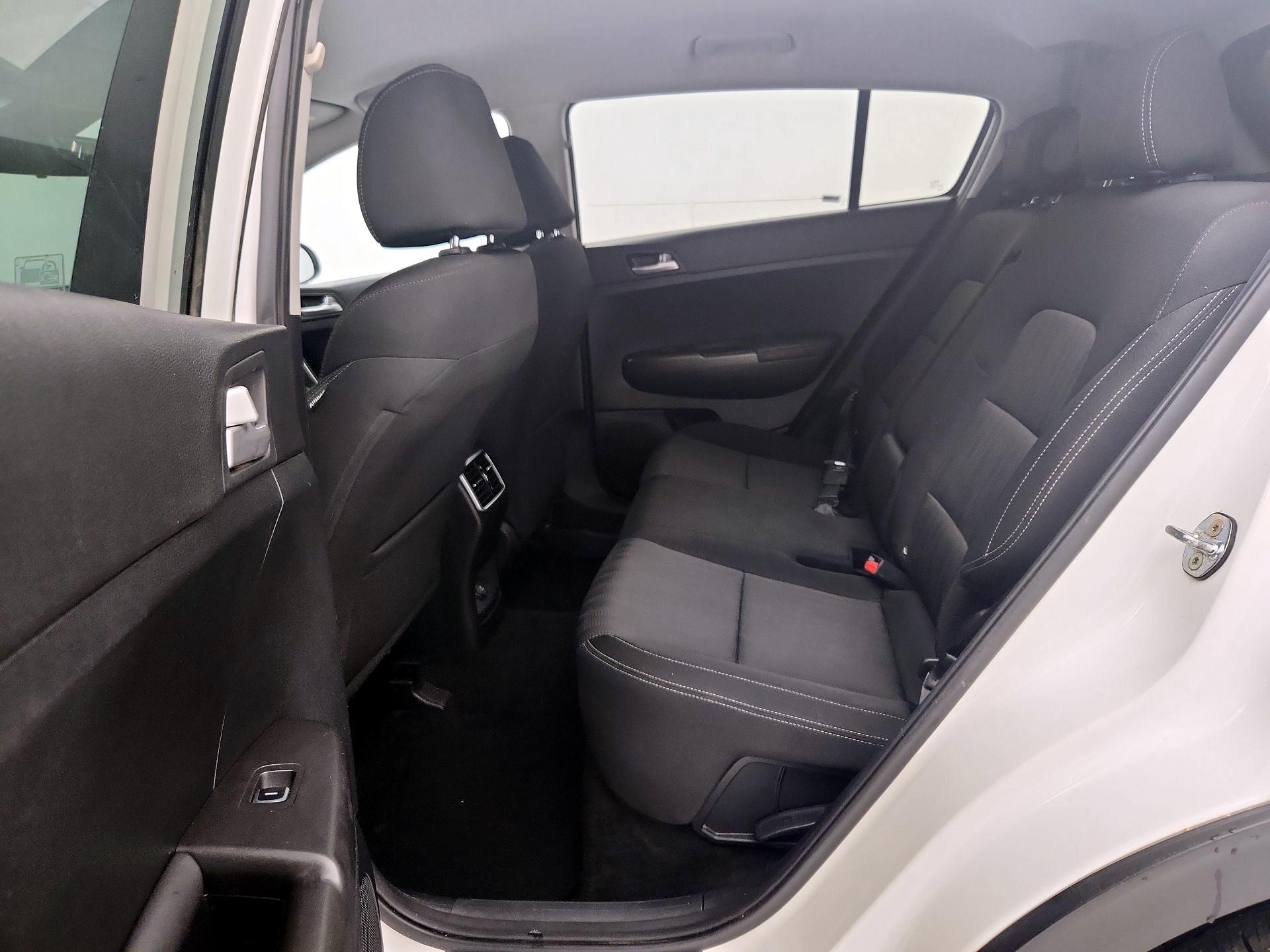 Thumbnail: 2021 Kia Sportage - 19