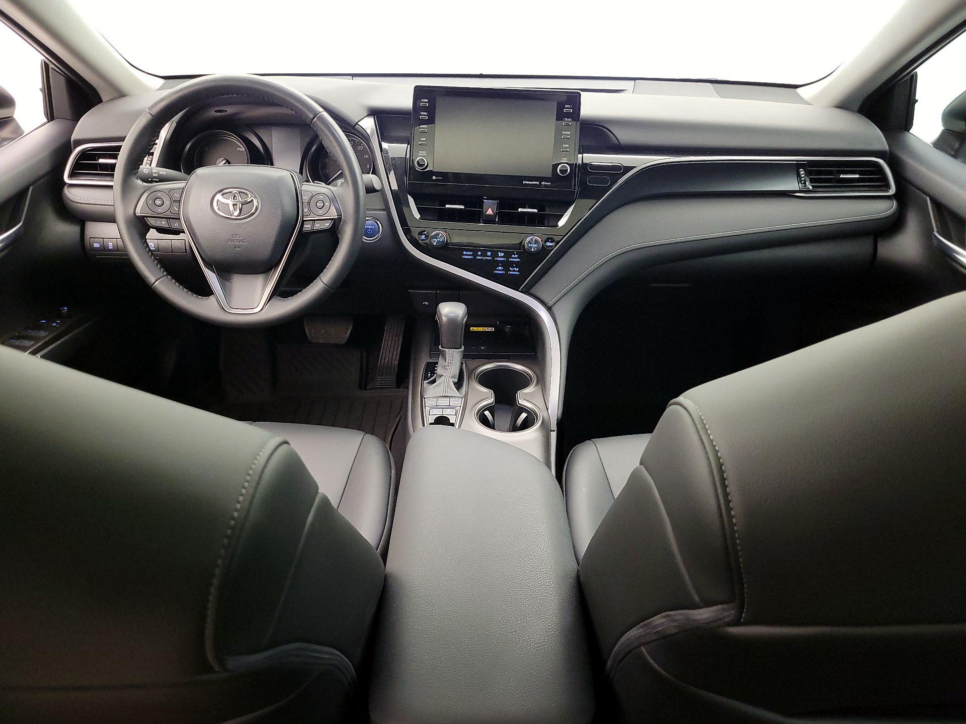 Thumbnail: 2022 Toyota Camry - 9