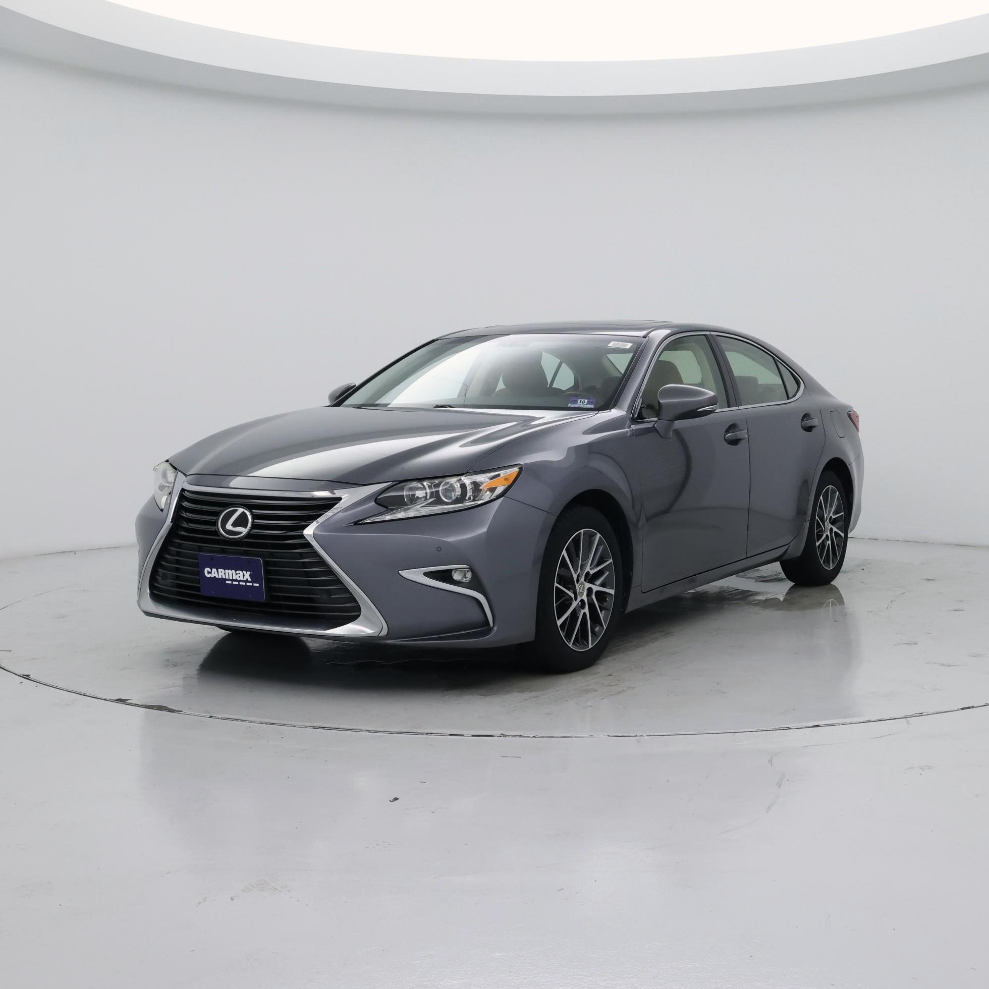 Thumbnail: 2016 Lexus ES - 4