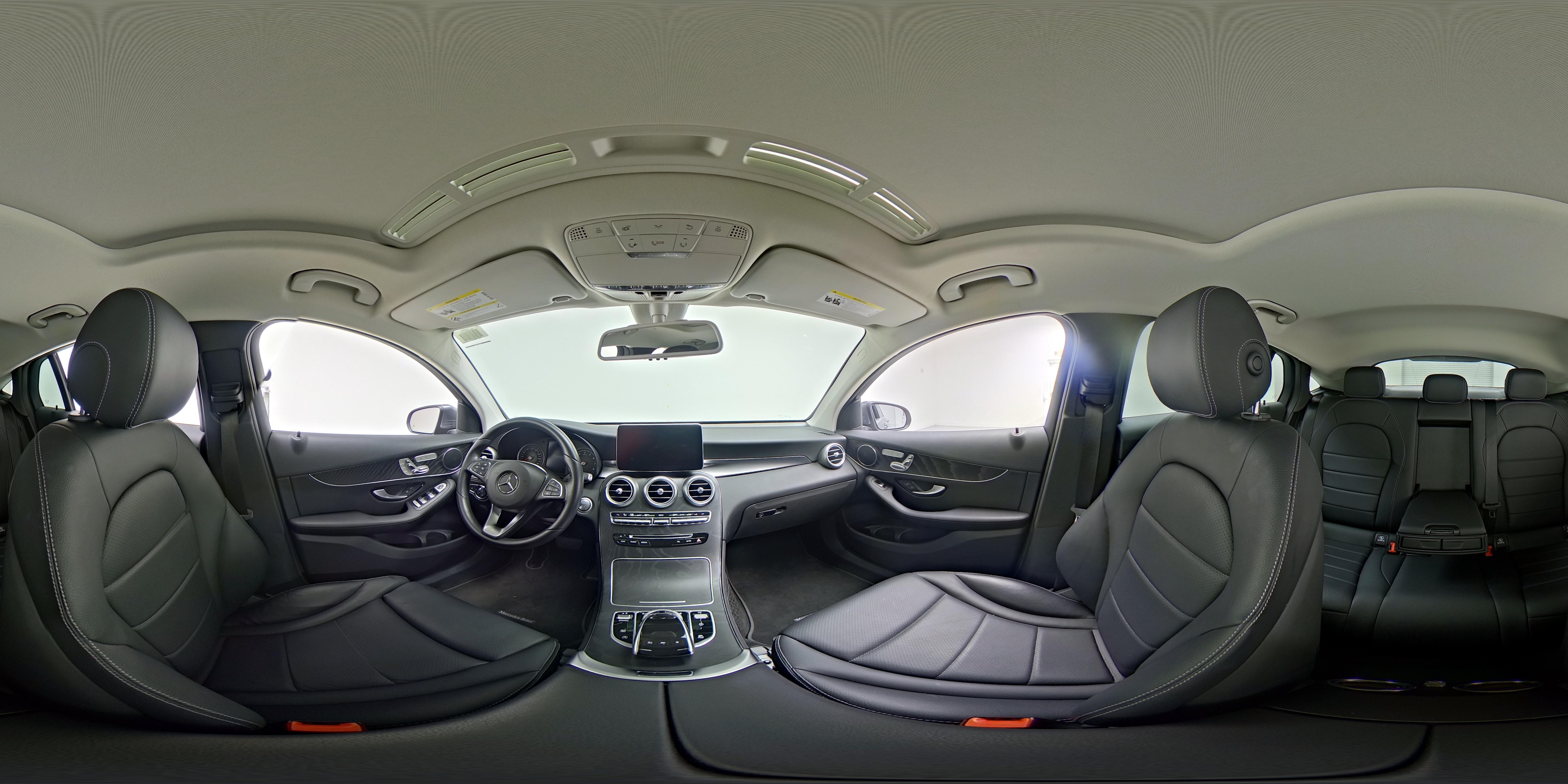 2017 Mercedes-Benz GLC Coupe GLC300 - Photo 26