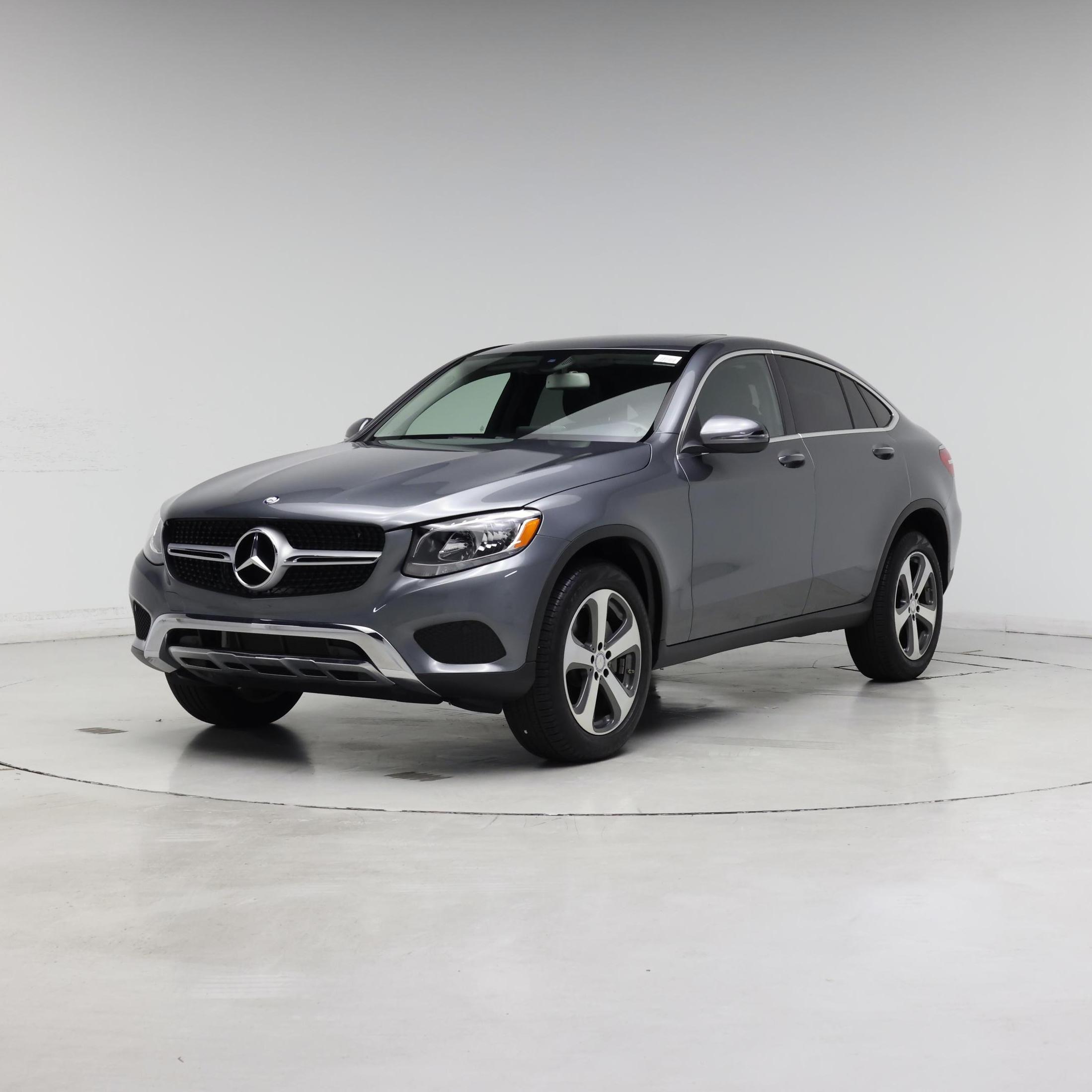 Thumbnail: 2017 Mercedes-Benz GLC - 4