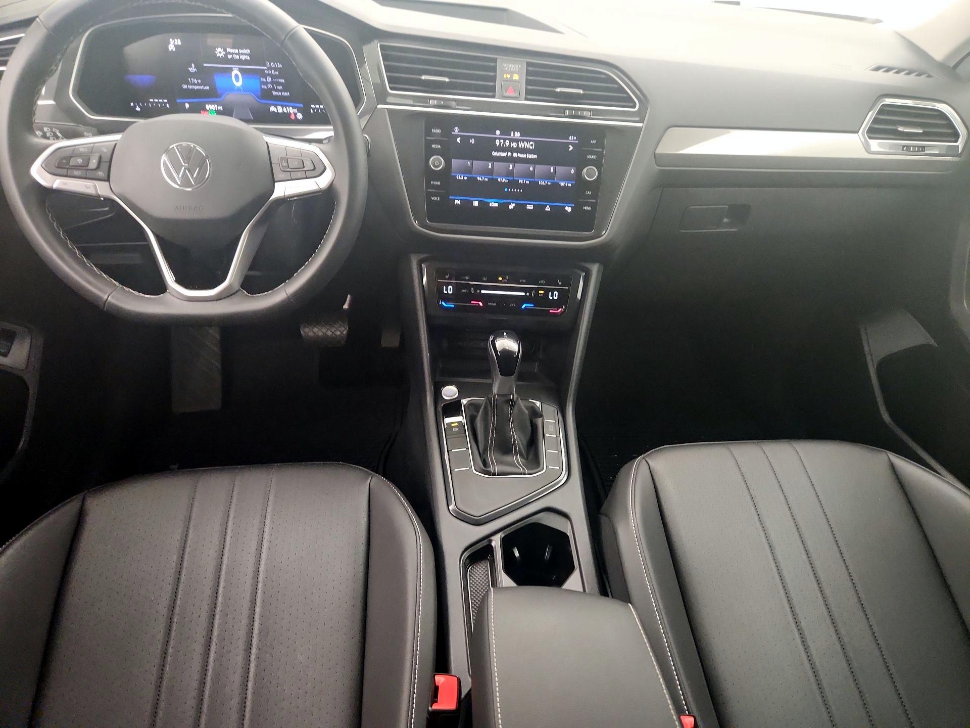 Thumbnail: 2024 Volkswagen Tiguan - 9