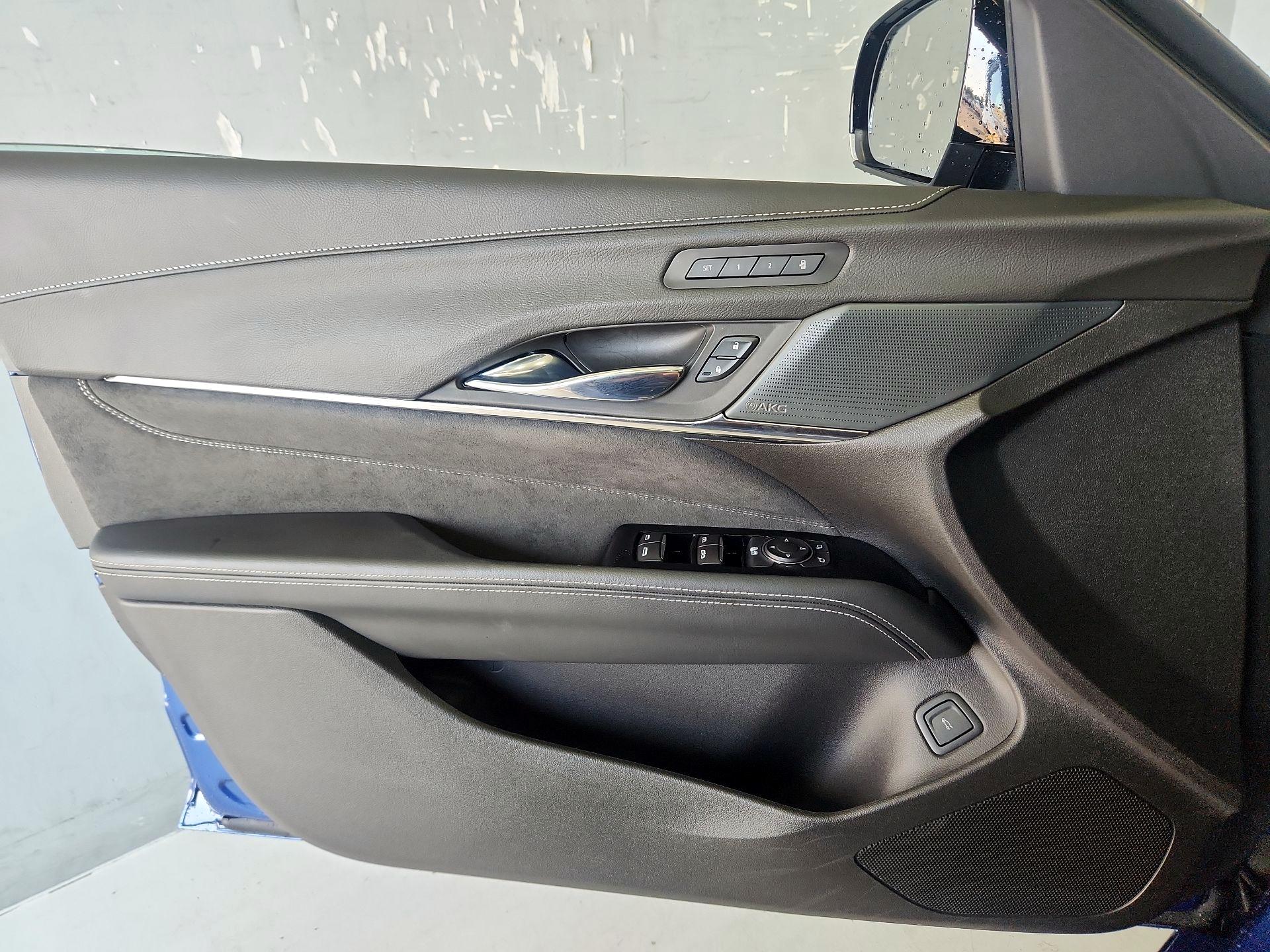 Thumbnail: 2023 Cadillac CT4 - 12