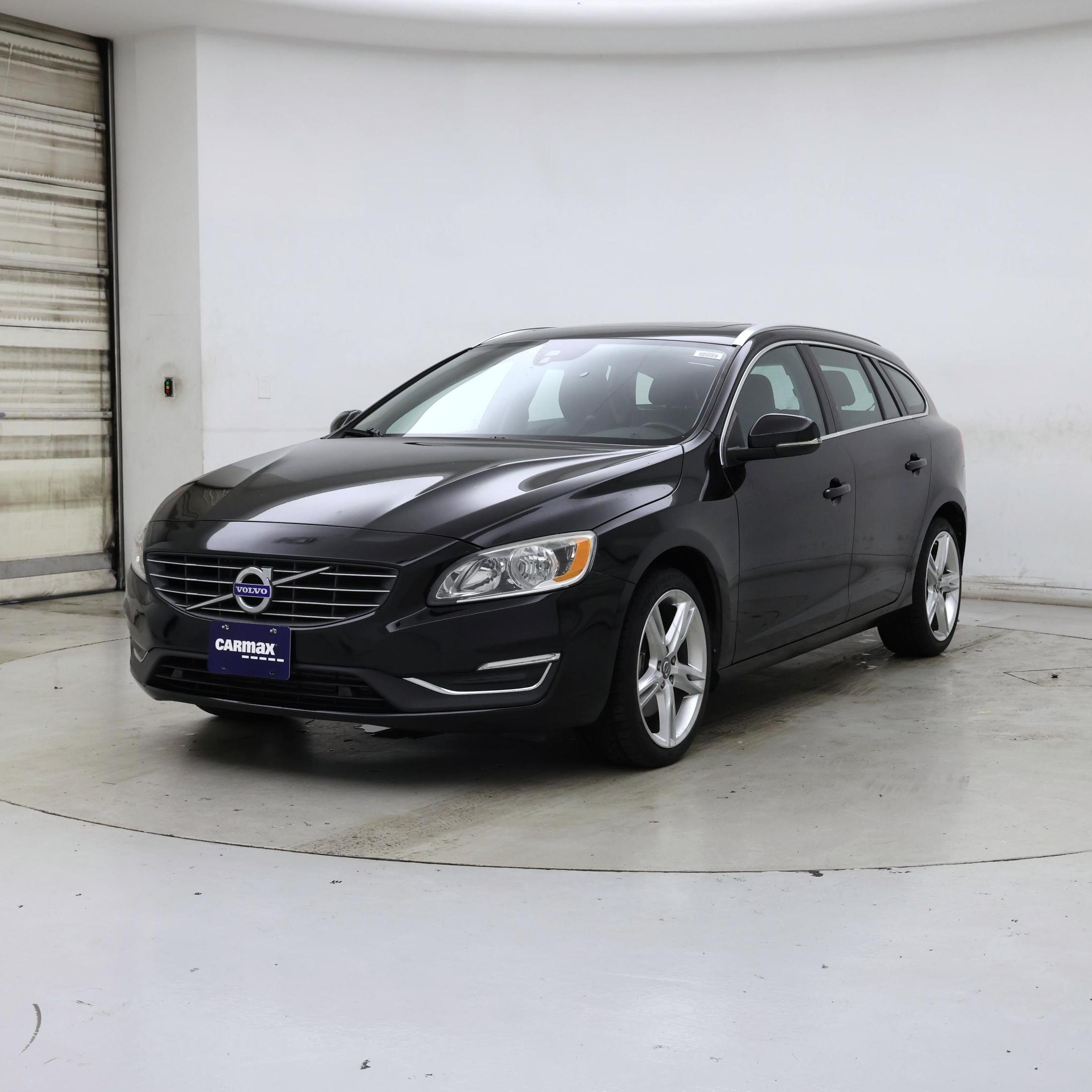 Thumbnail: 2016 Volvo V60 - 4