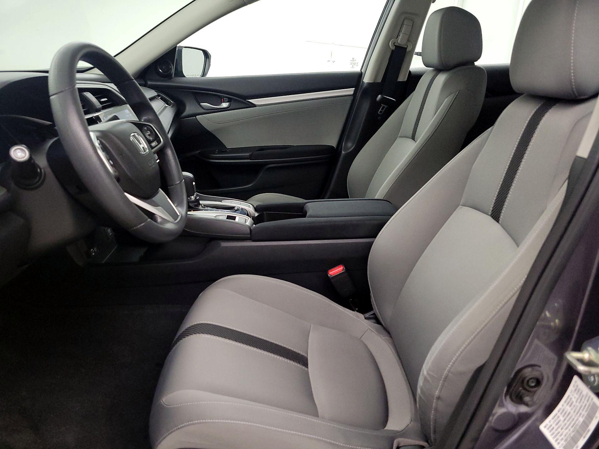 Thumbnail: 2016 Honda Civic - 11