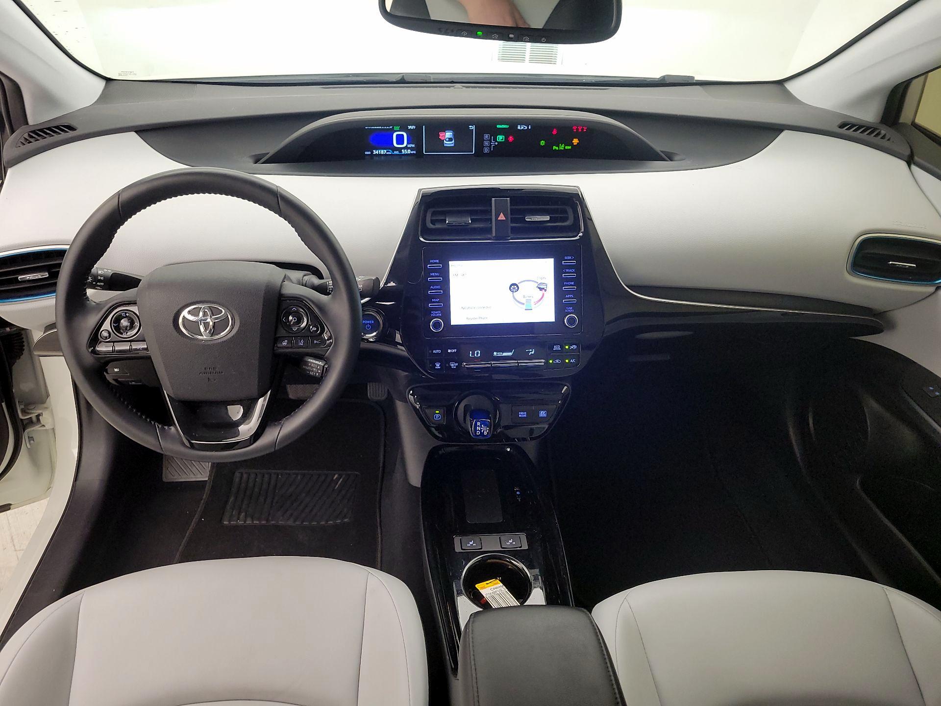 Thumbnail: 2020 Toyota Prius - 9