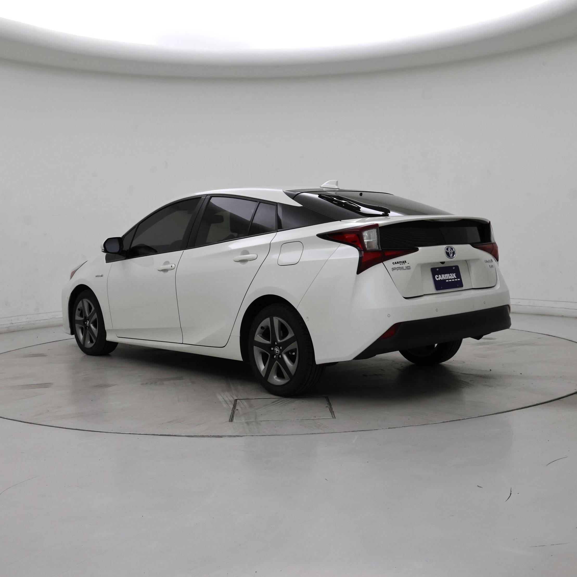 Thumbnail: 2020 Toyota Prius - 2