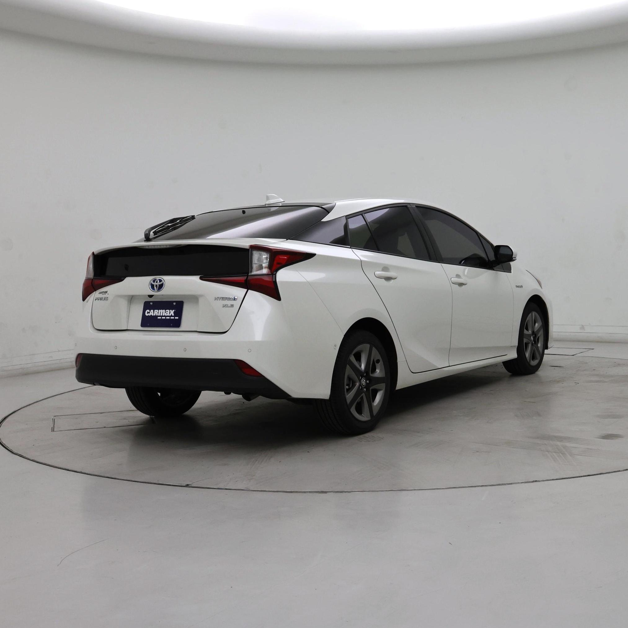 Thumbnail: 2020 Toyota Prius - 8