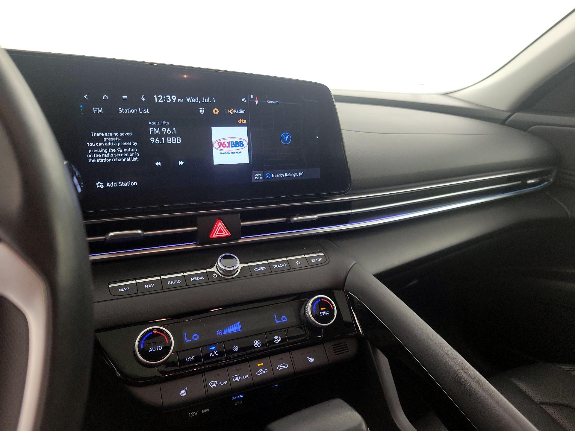 Thumbnail: 2024 Hyundai Elantra - 16