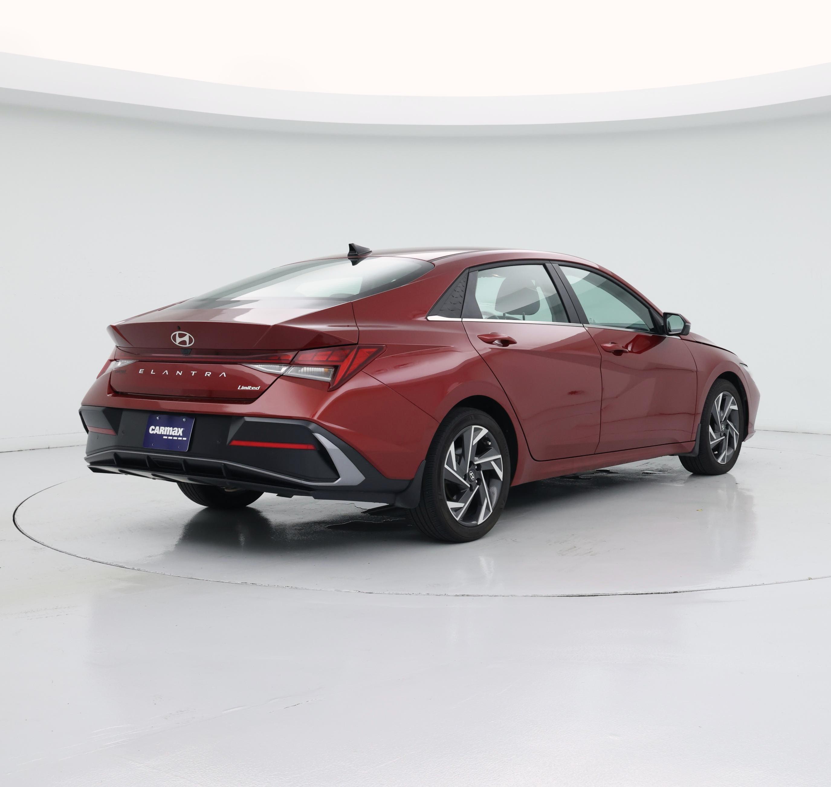 Thumbnail: 2024 Hyundai Elantra - 8