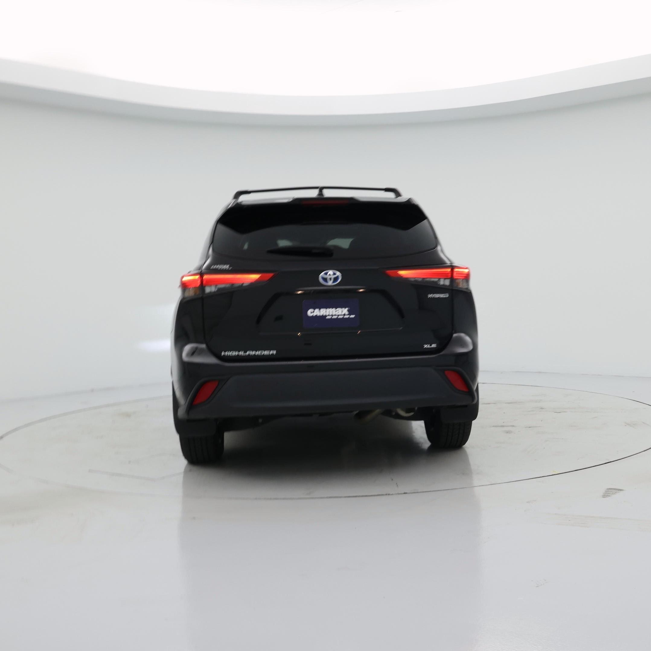 Thumbnail: 2023 Toyota Highlander - 6