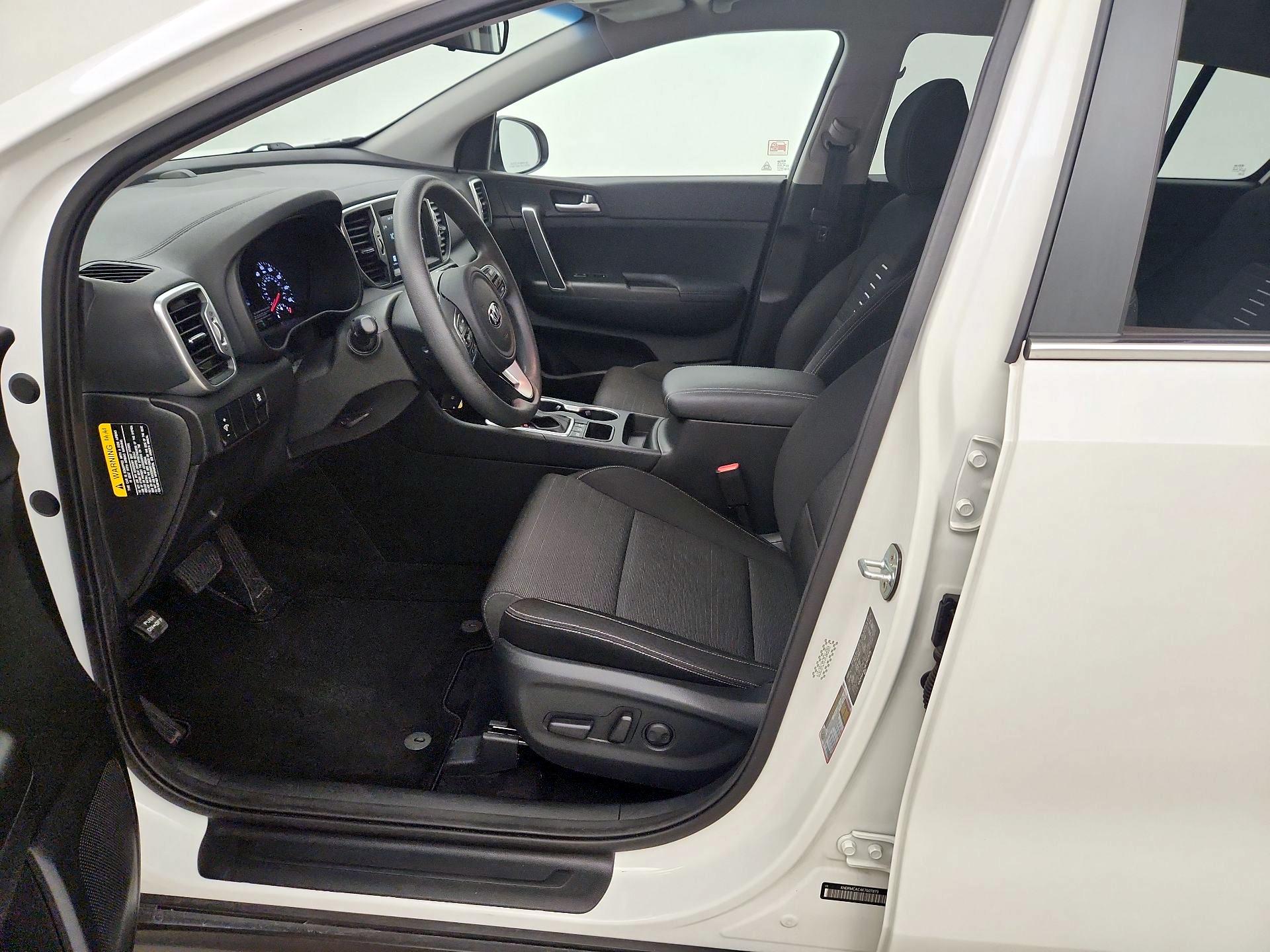 Thumbnail: 2019 Kia Sportage - 11