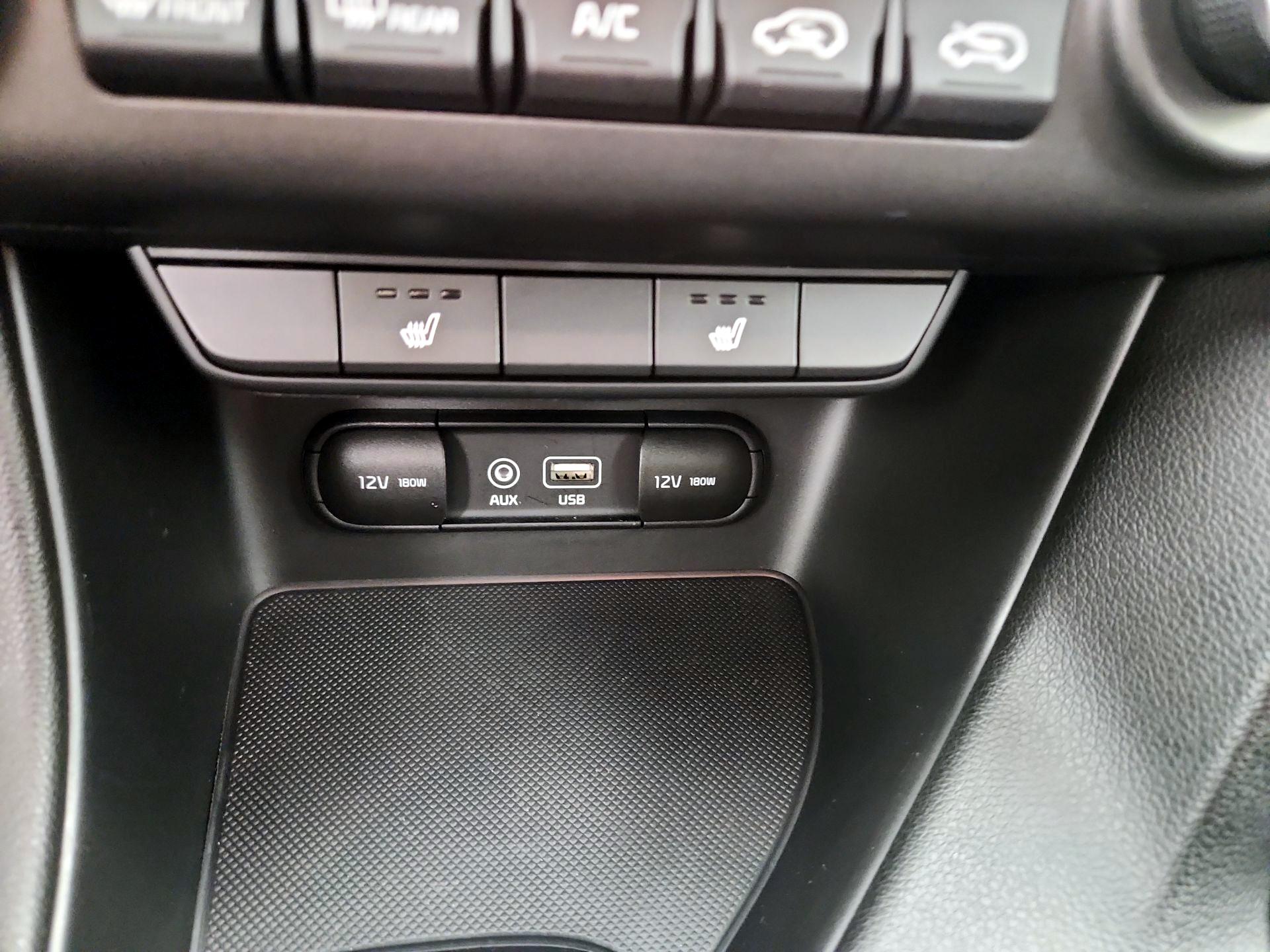Thumbnail: 2019 Kia Sportage - 18