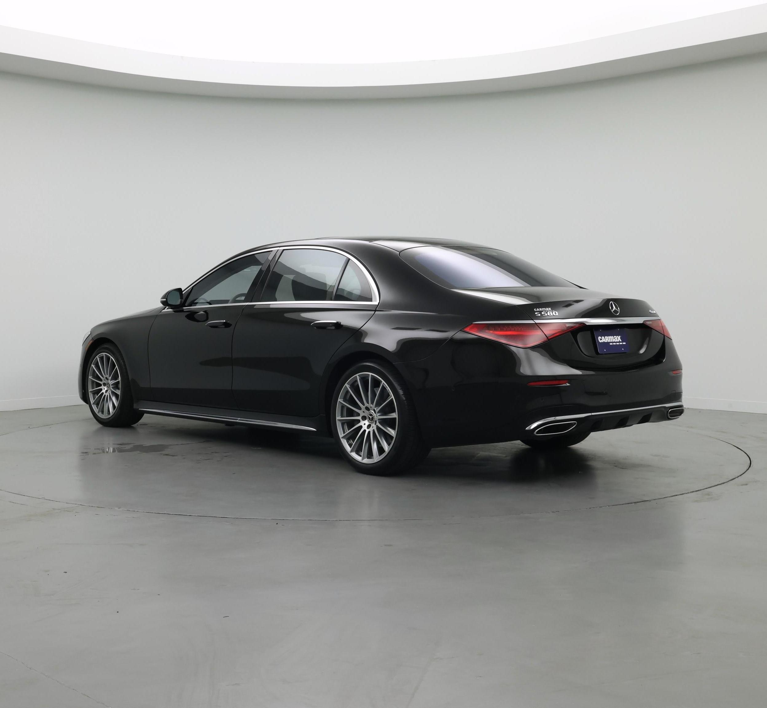 Thumbnail: 2022 Mercedes-Benz S-Class - 2