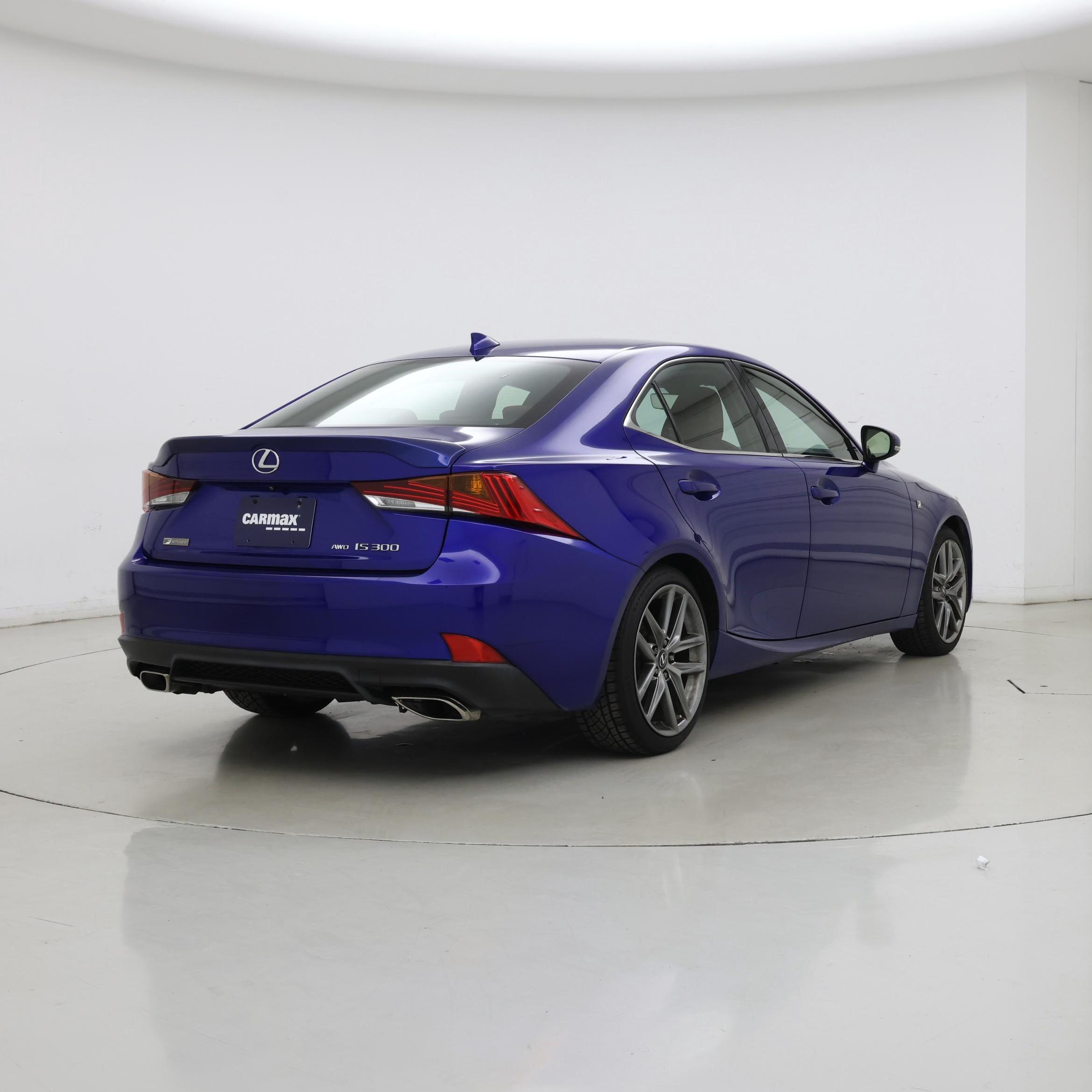 Thumbnail: 2019 Lexus IS - 8