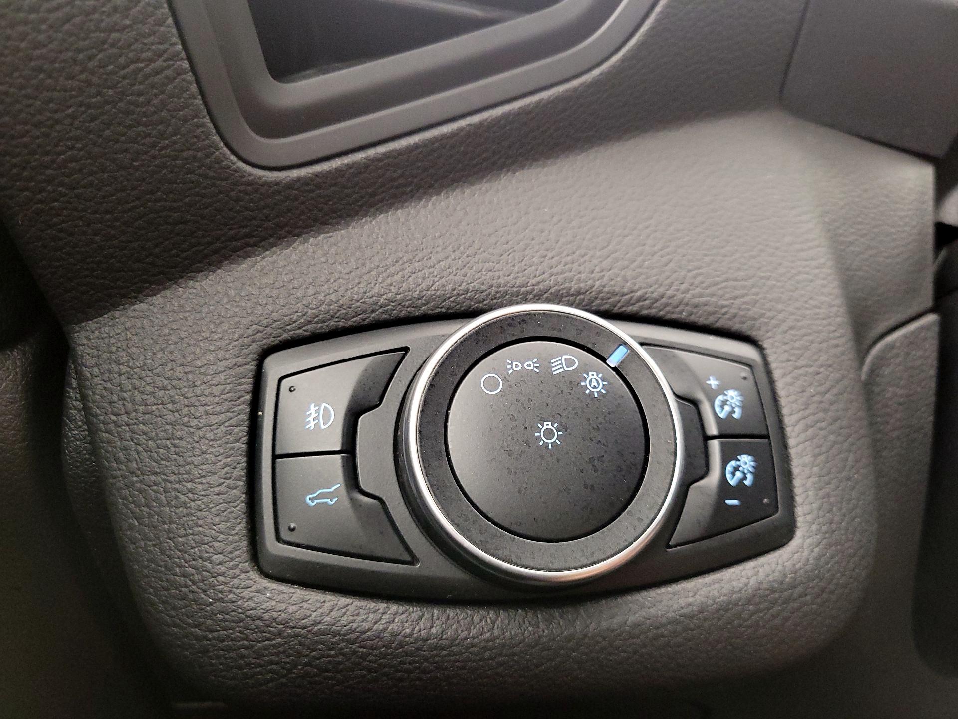 Thumbnail: 2017 Ford Escape - 13