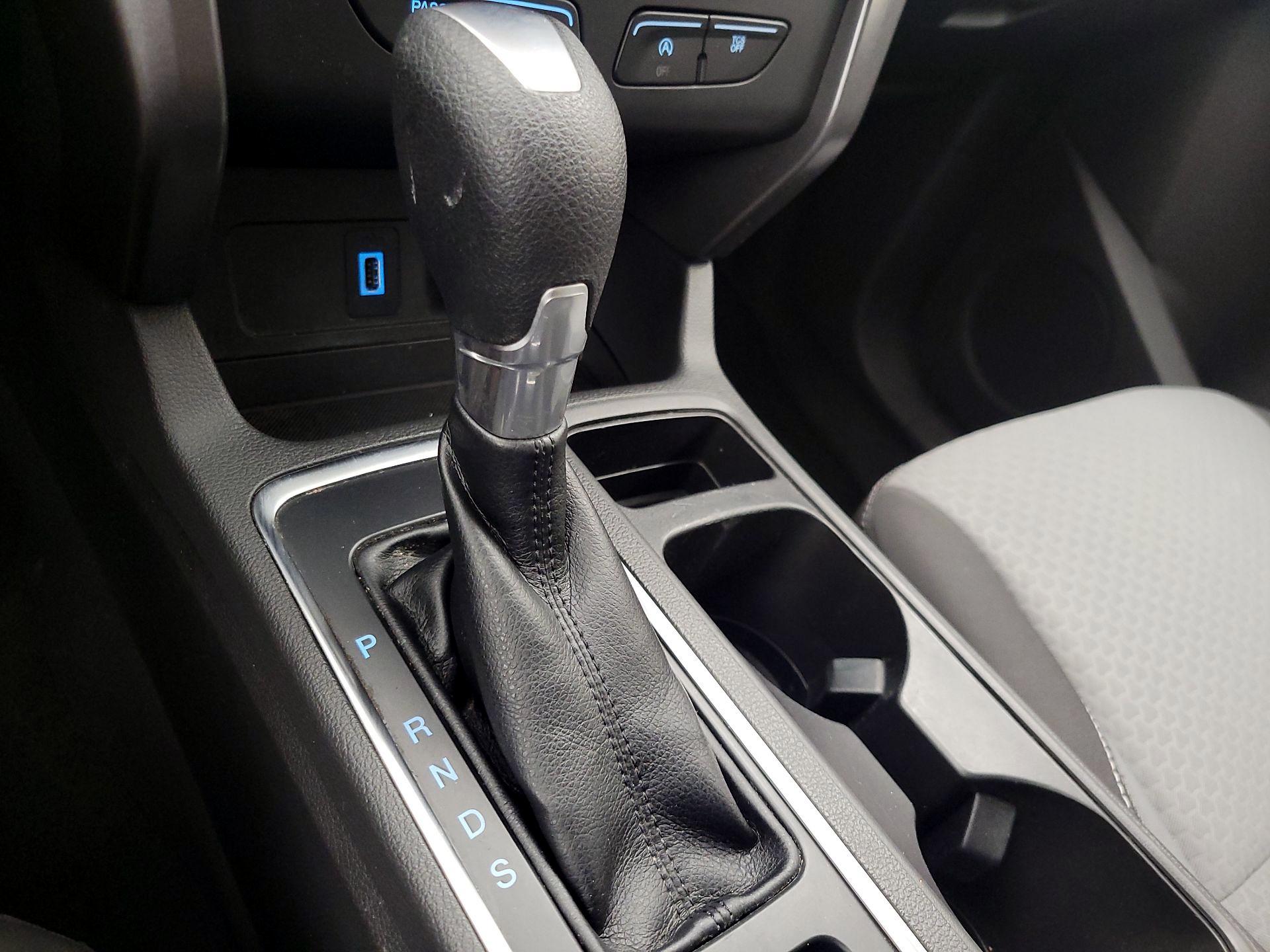 Thumbnail: 2017 Ford Escape - 17