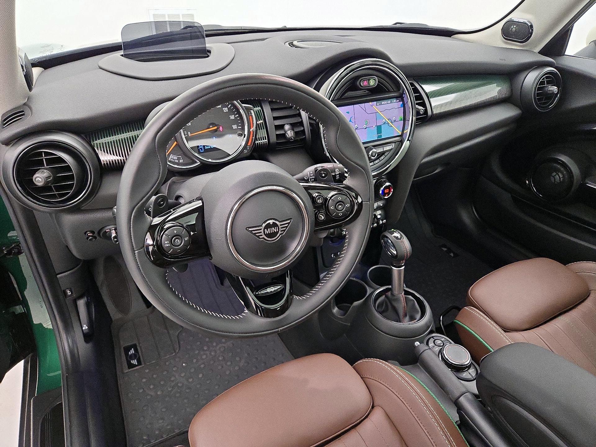 Thumbnail: 2019 MINI Cooper Hardtop - 9