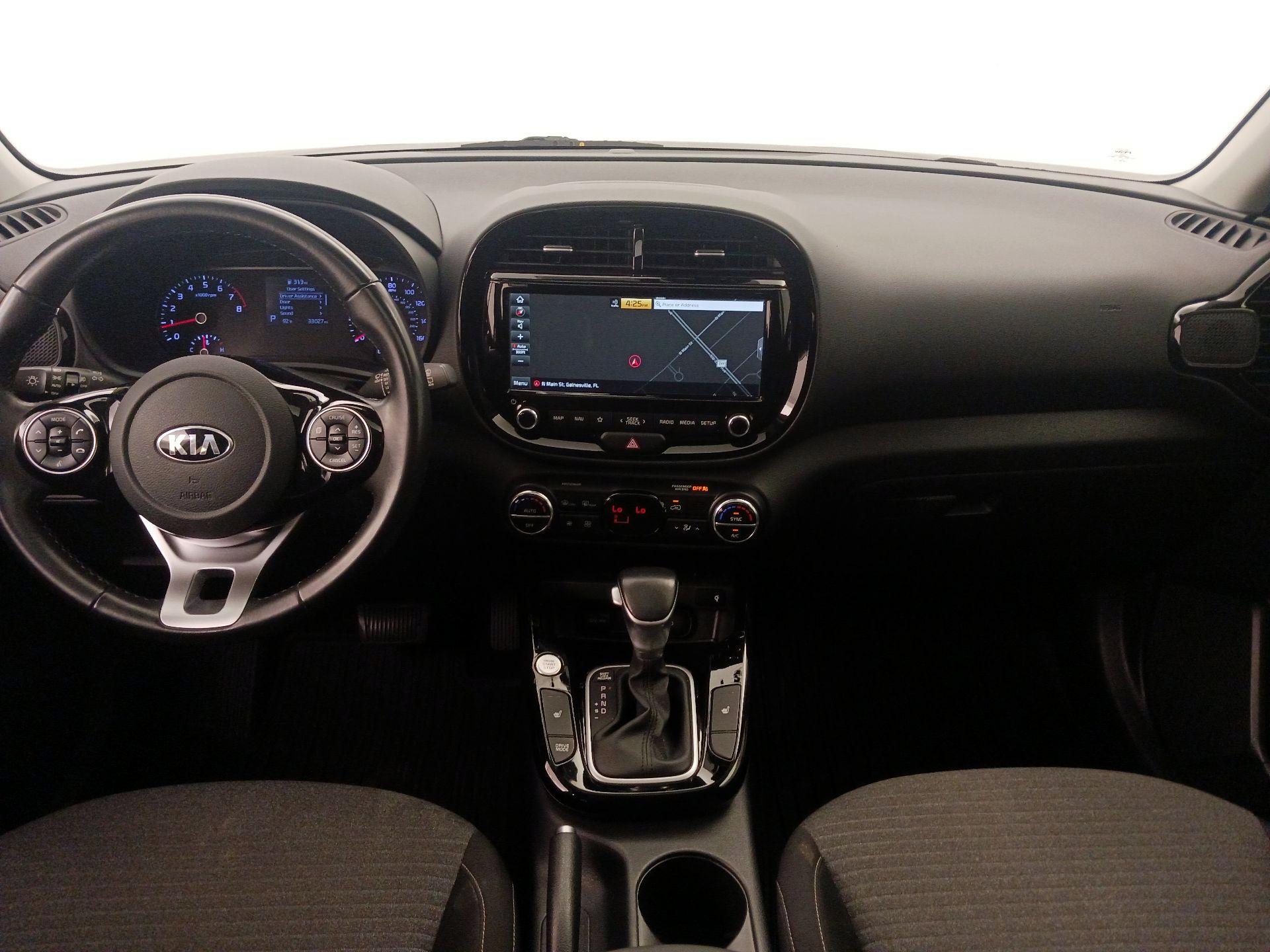 Thumbnail: 2021 Kia Soul - 9