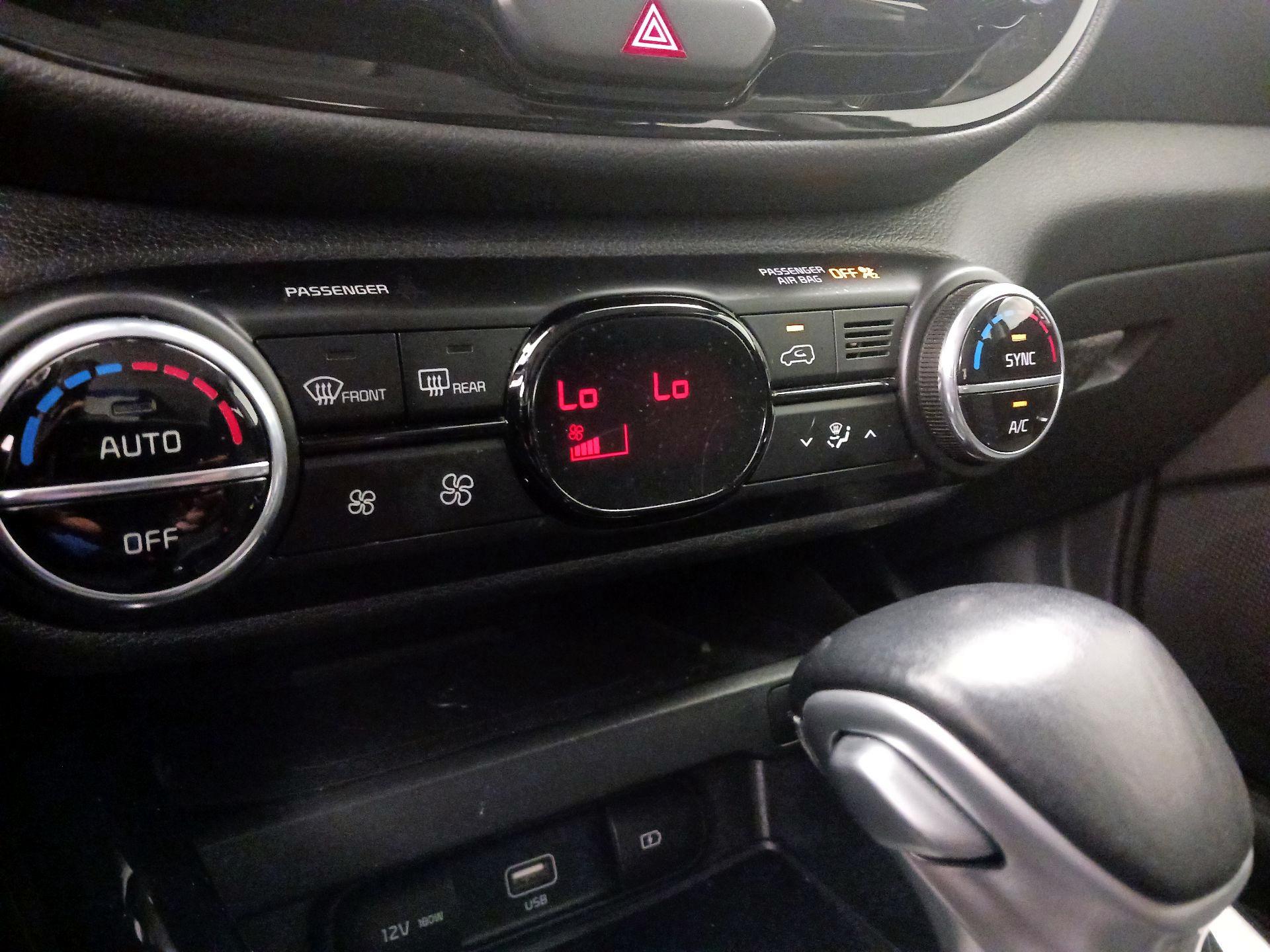 Thumbnail: 2021 Kia Soul - 17