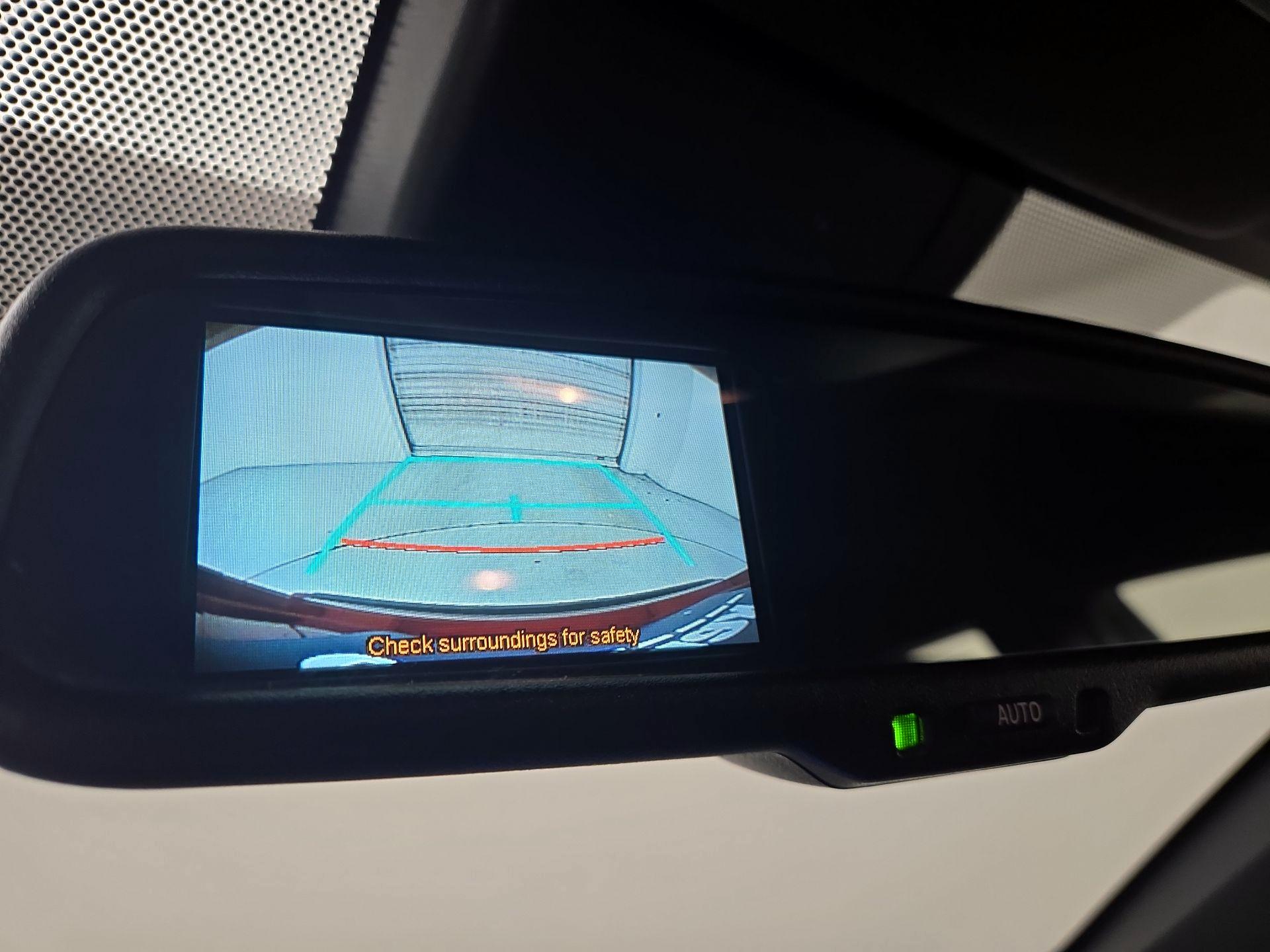 Thumbnail: 2018 Toyota C-HR - 14