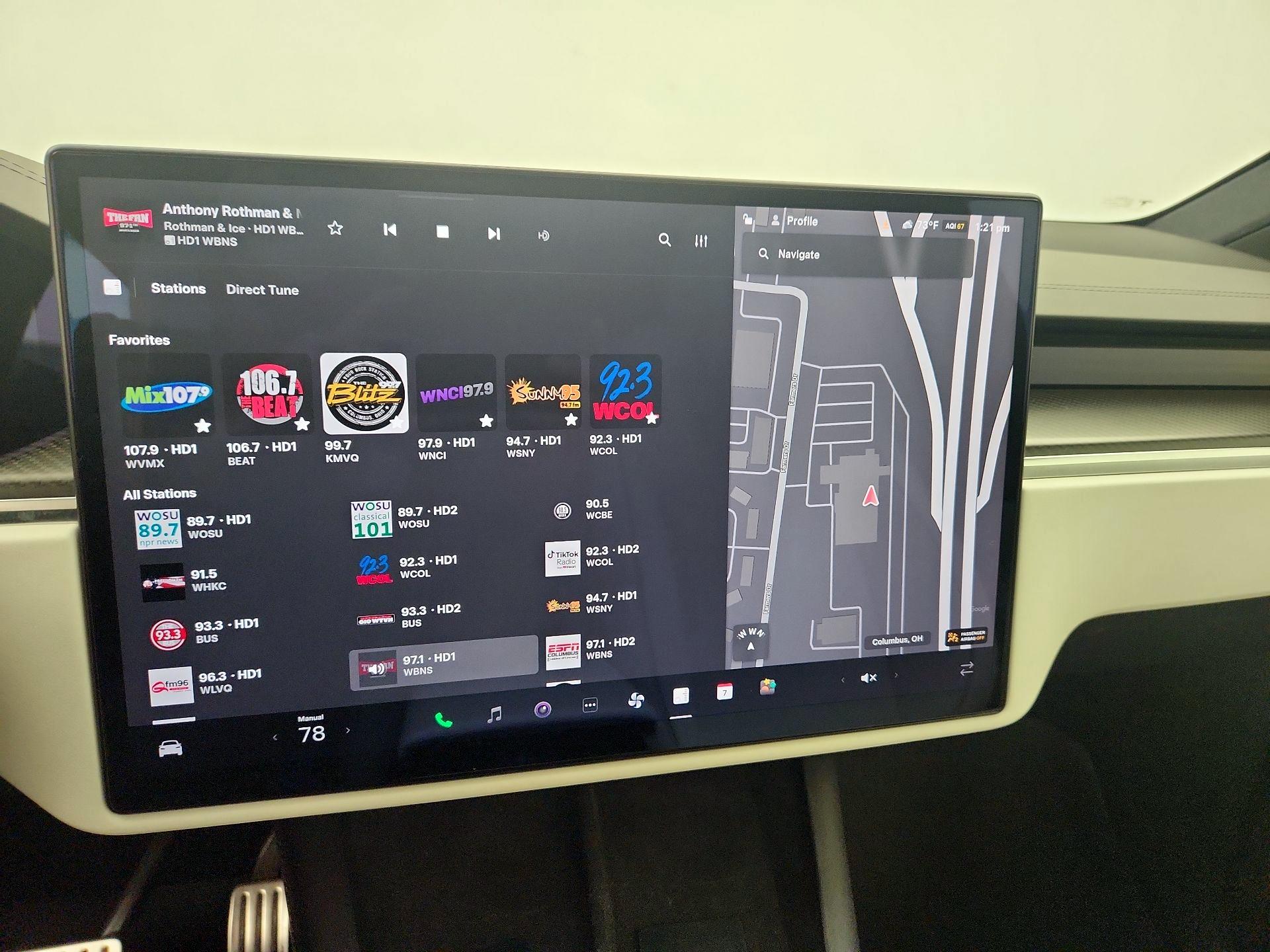 Thumbnail: 2022 Tesla Model X - 15