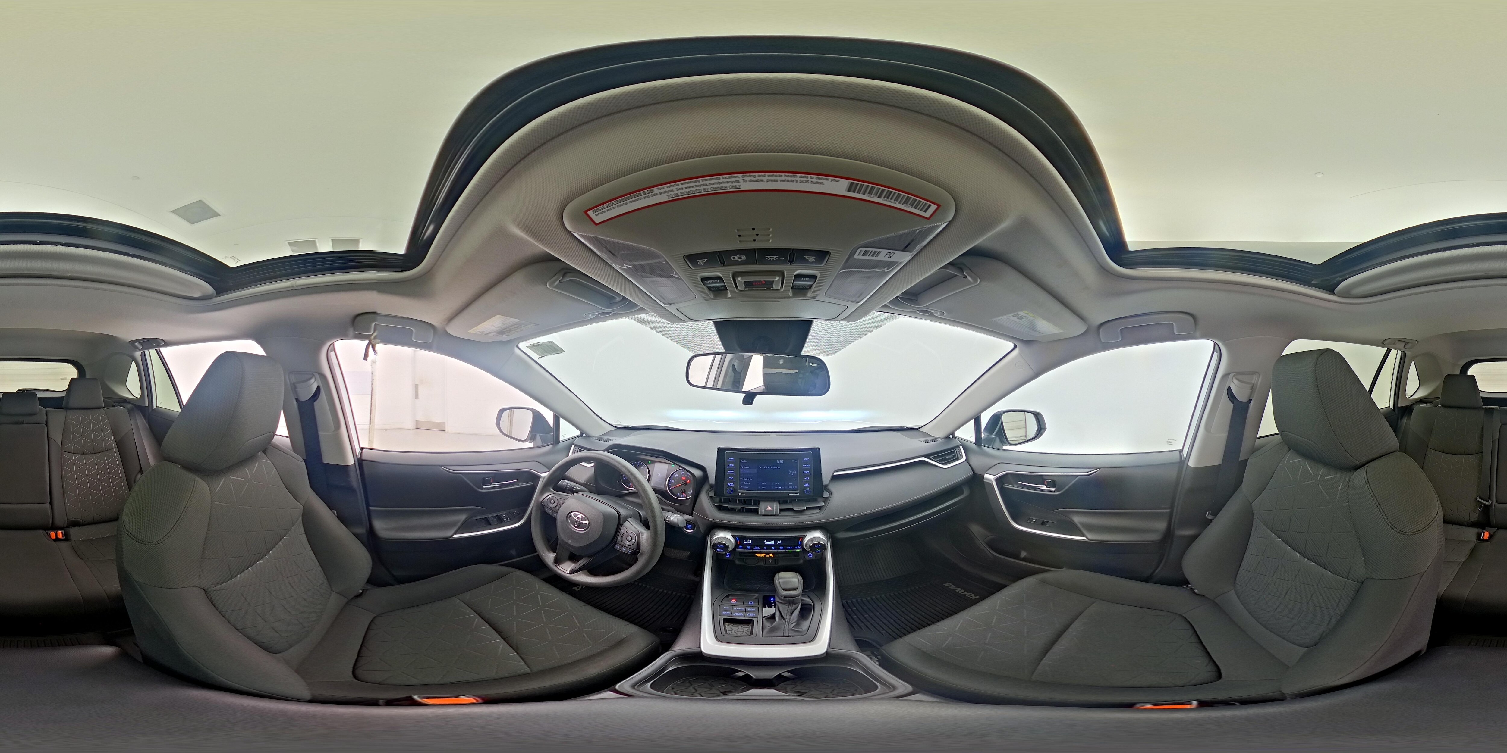 2020 Toyota RAV4 XLE - Photo 25