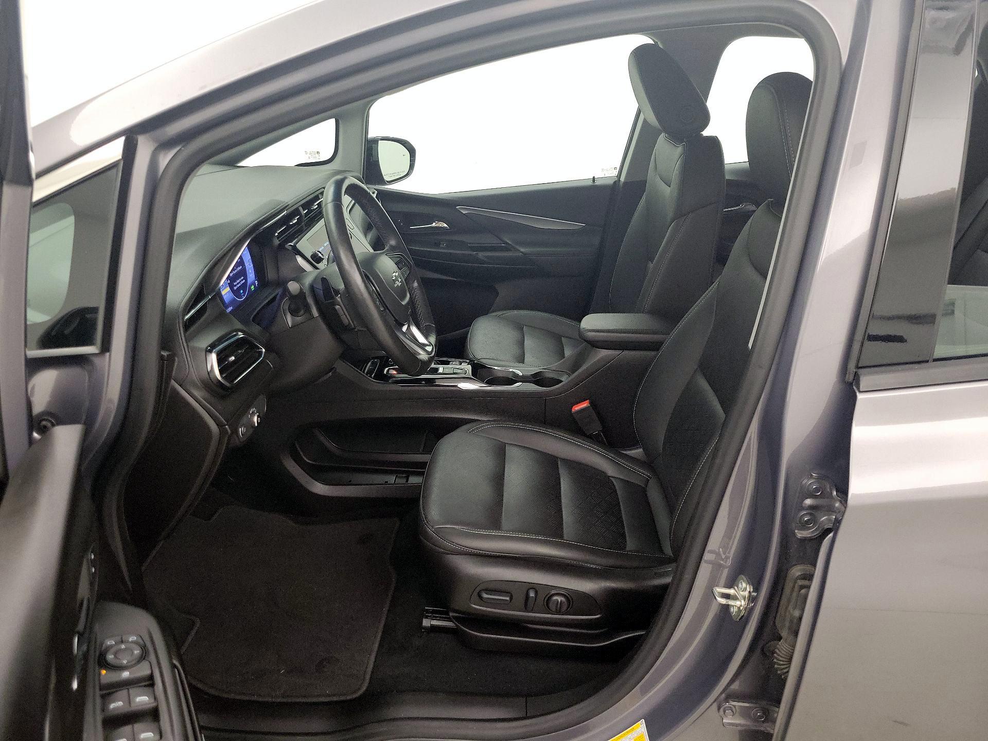 Thumbnail: 2023 Chevrolet Bolt EV - 11