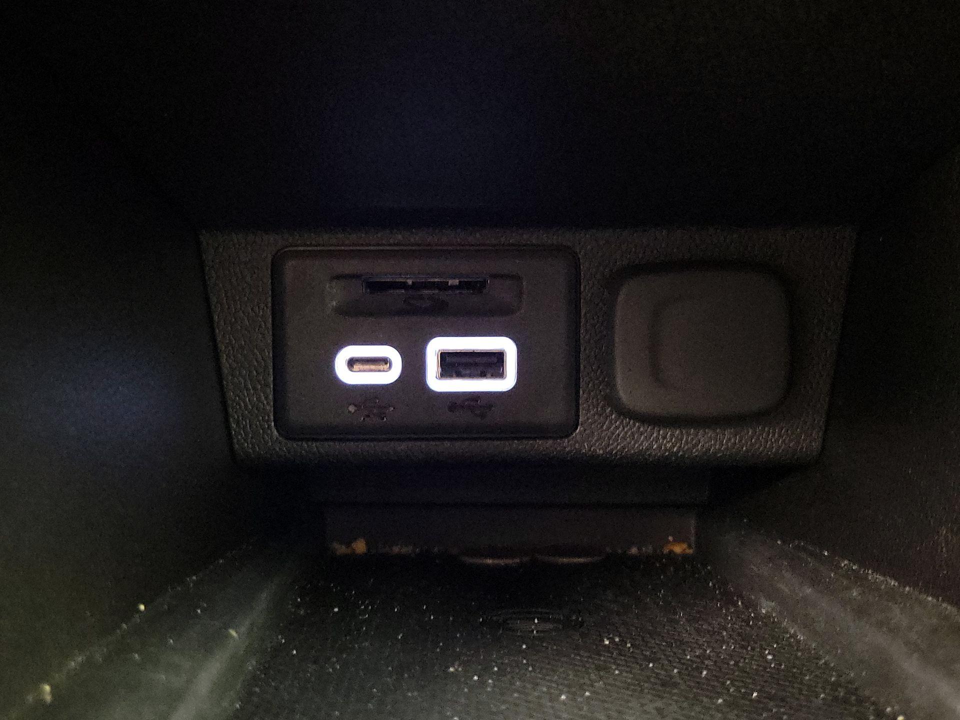 Thumbnail: 2023 Chevrolet Bolt EV - 18