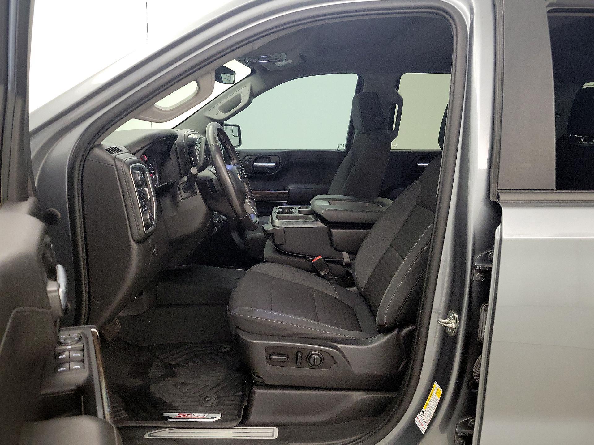 Thumbnail: 2021 Chevrolet Silverado 1500 - 11