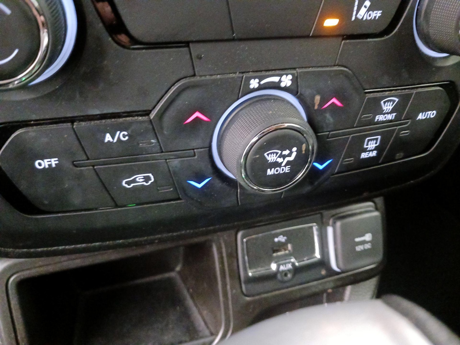 2021 Jeep Renegade Latitude - Photo 17