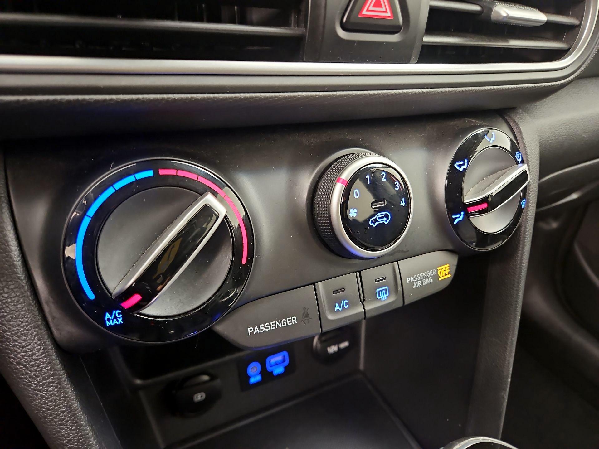 Thumbnail: 2021 Hyundai Kona - 16