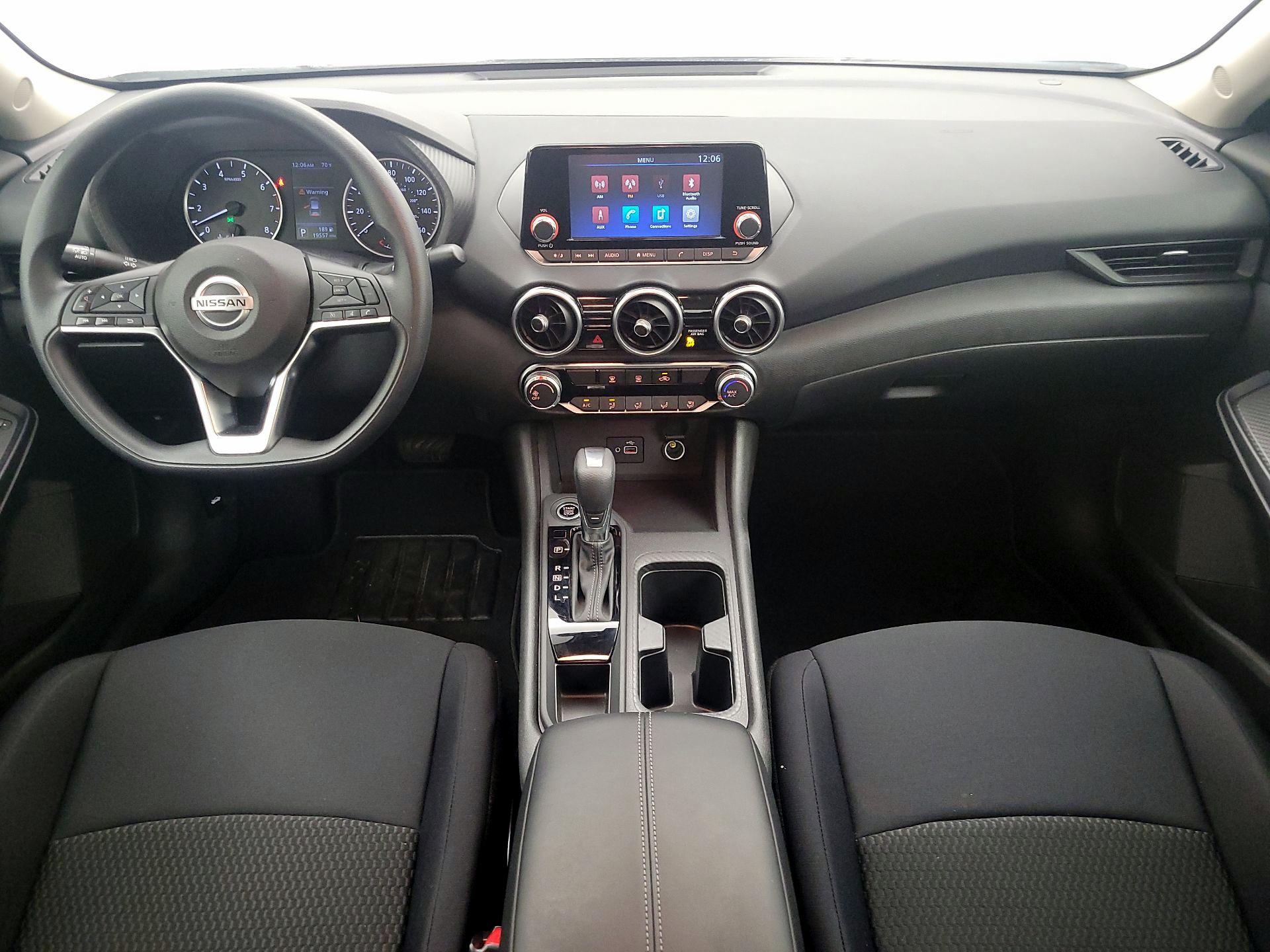 Thumbnail: 2023 Nissan Sentra - 9