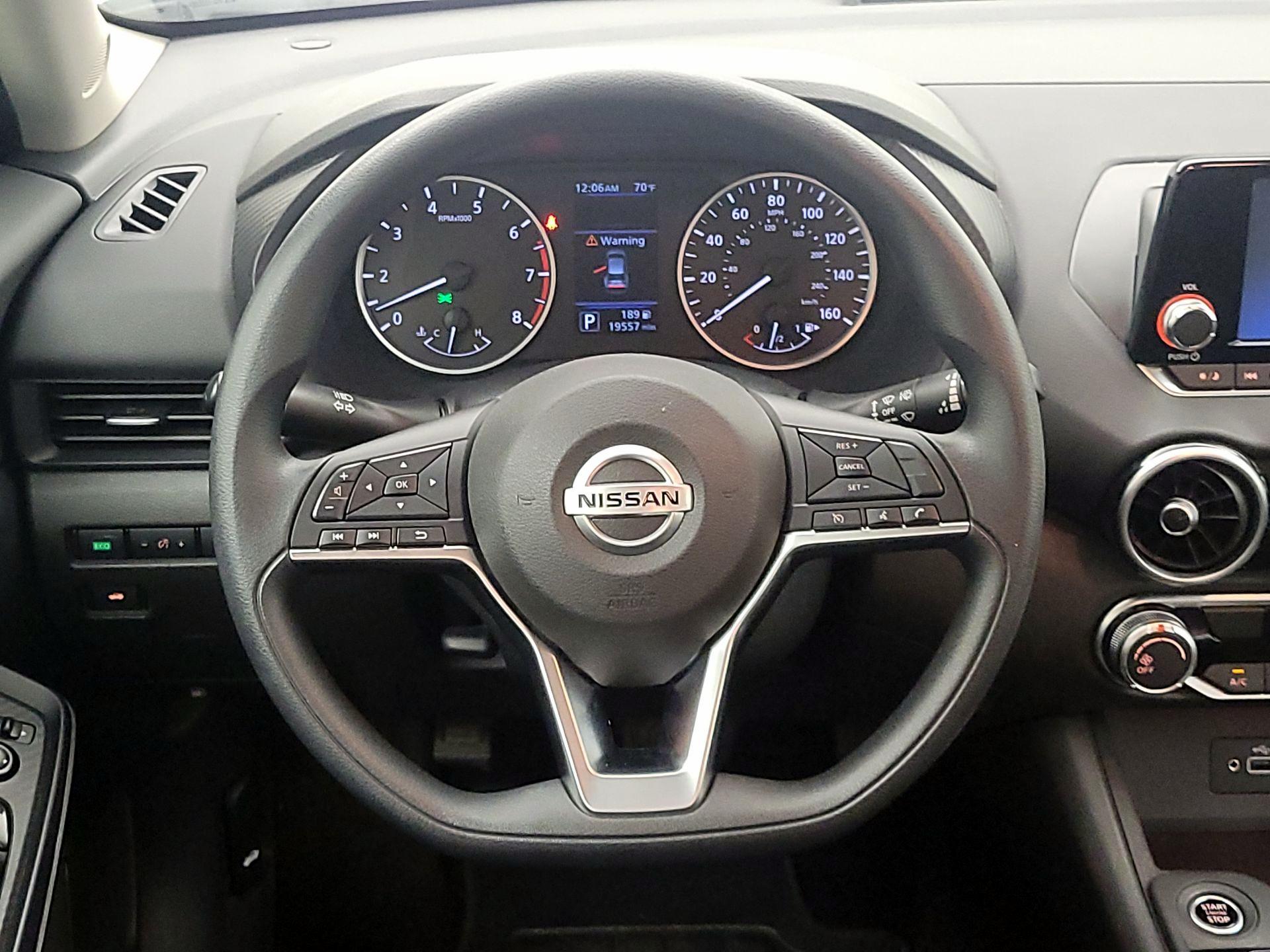 Thumbnail: 2023 Nissan Sentra - 10