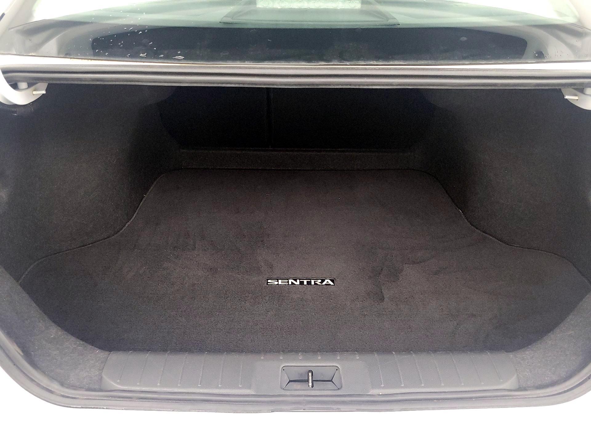 Thumbnail: 2023 Nissan Sentra - 20