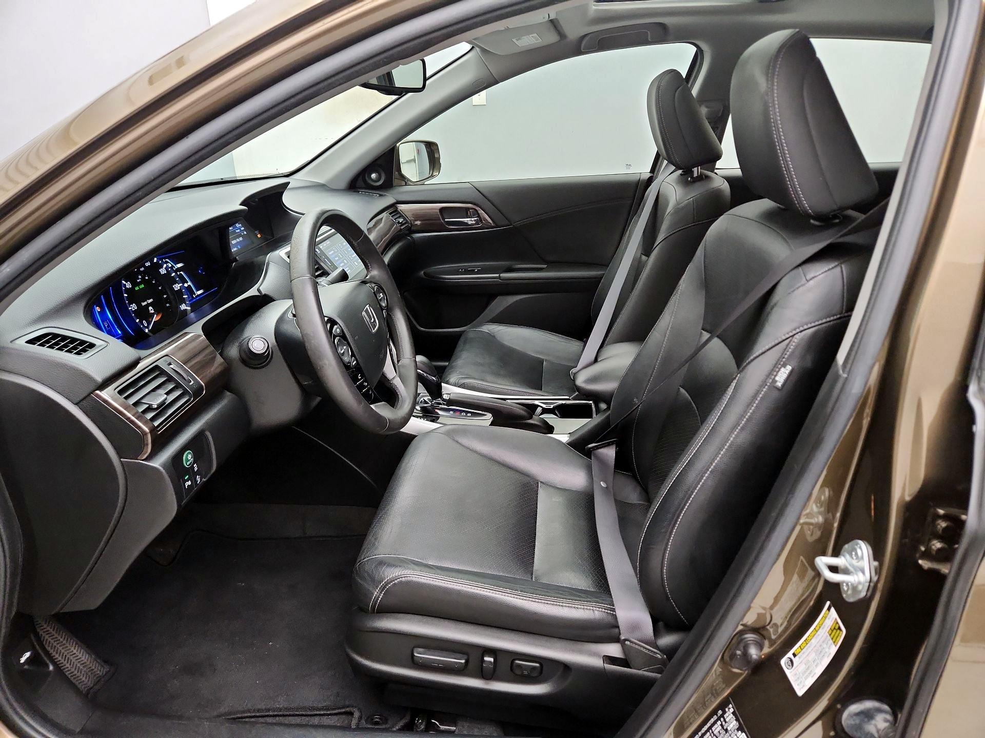 Thumbnail: 2017 Honda Accord - 11