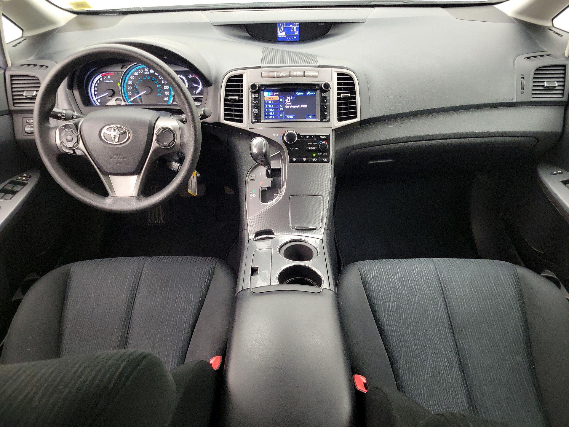 Thumbnail: 2014 Toyota Venza - 9