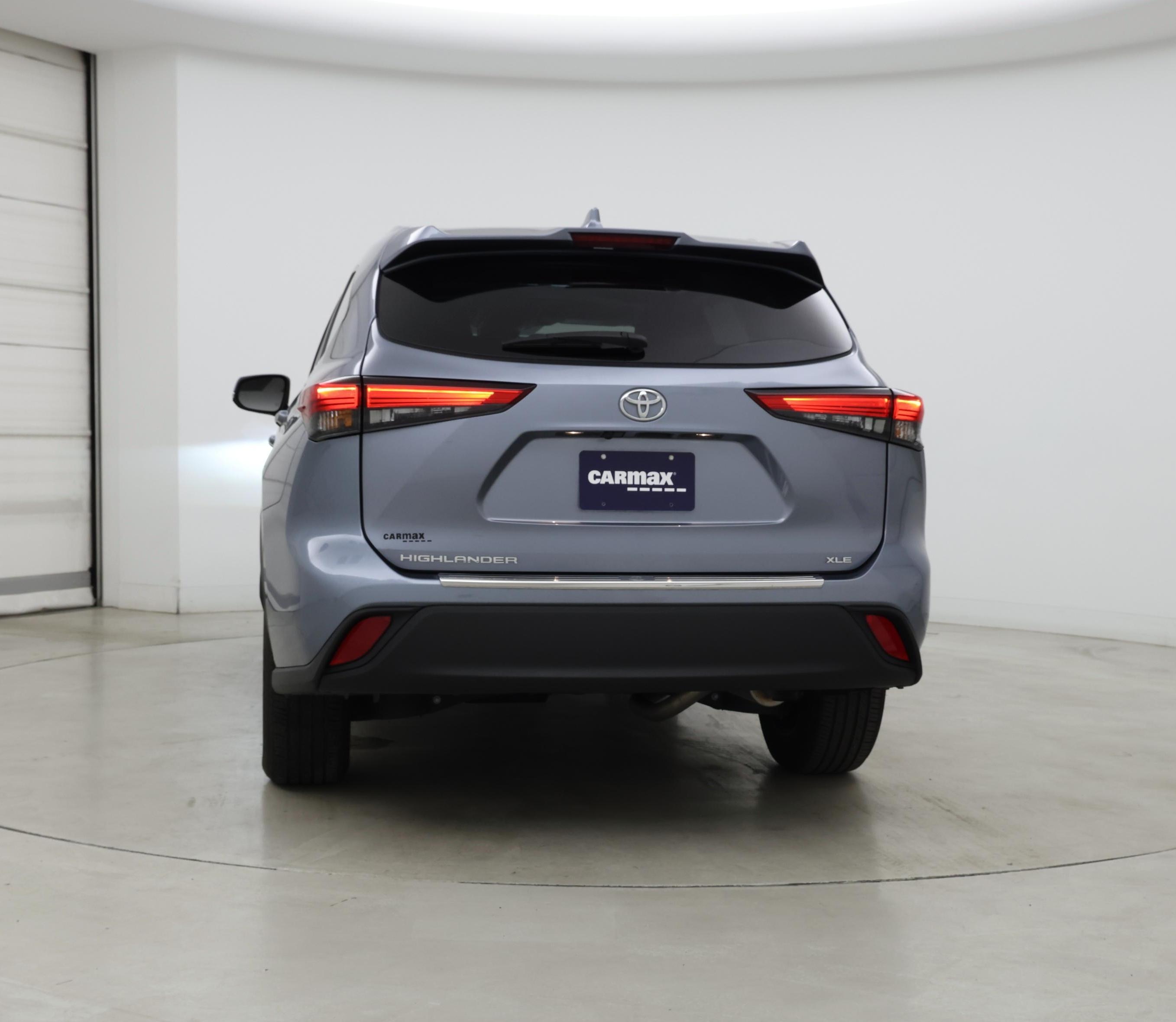 Thumbnail: 2022 Toyota Highlander - 6