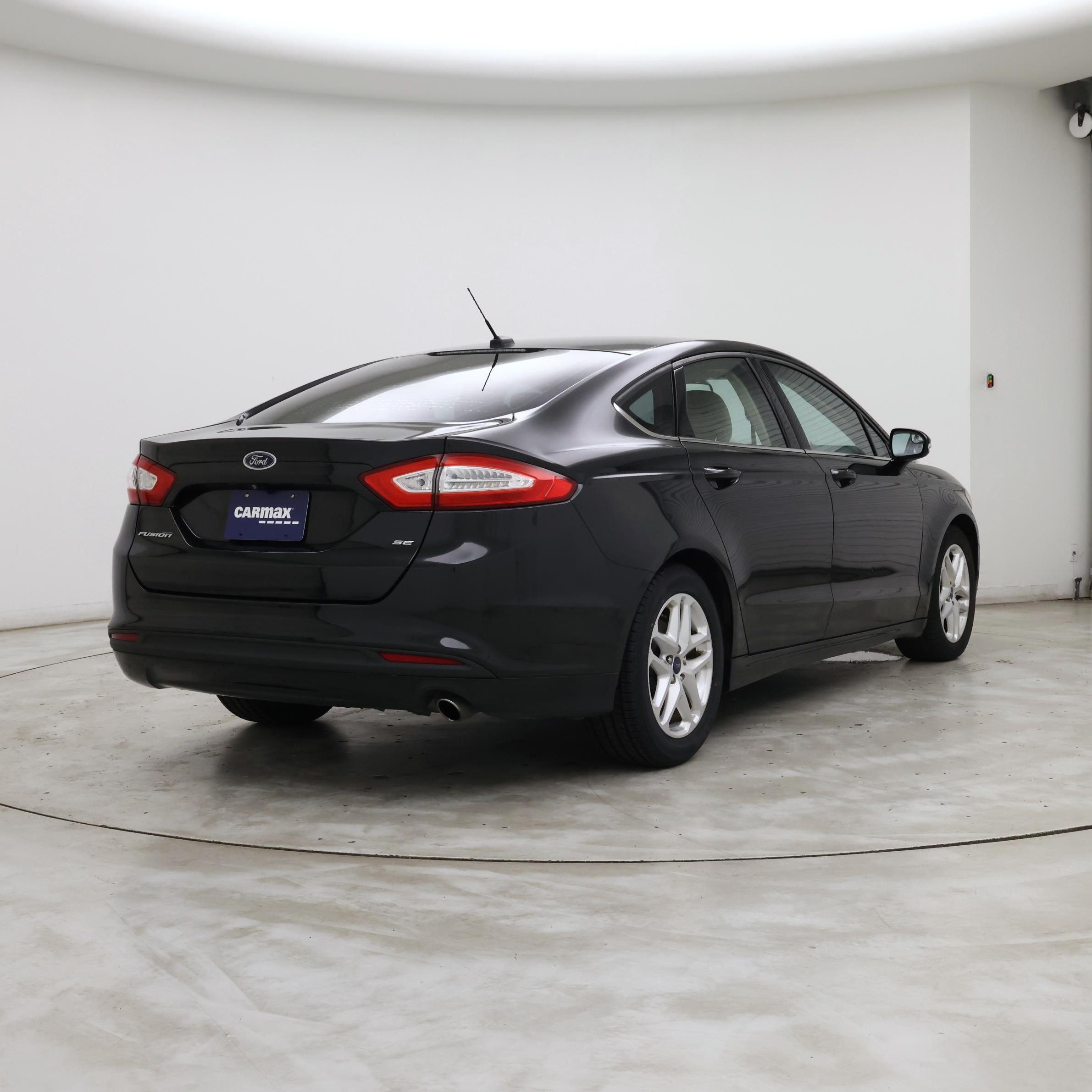 Thumbnail: 2015 Ford Fusion - 8