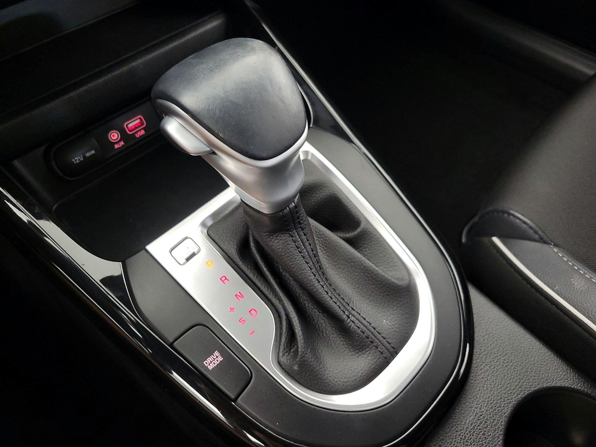 Thumbnail: 2021 Kia Forte - 17