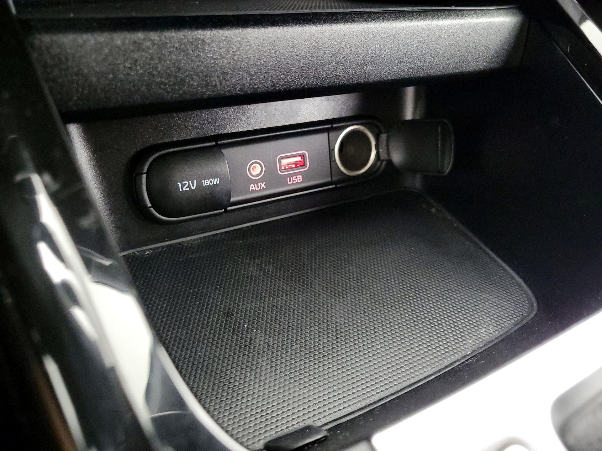 Thumbnail: 2021 Kia Forte - 18