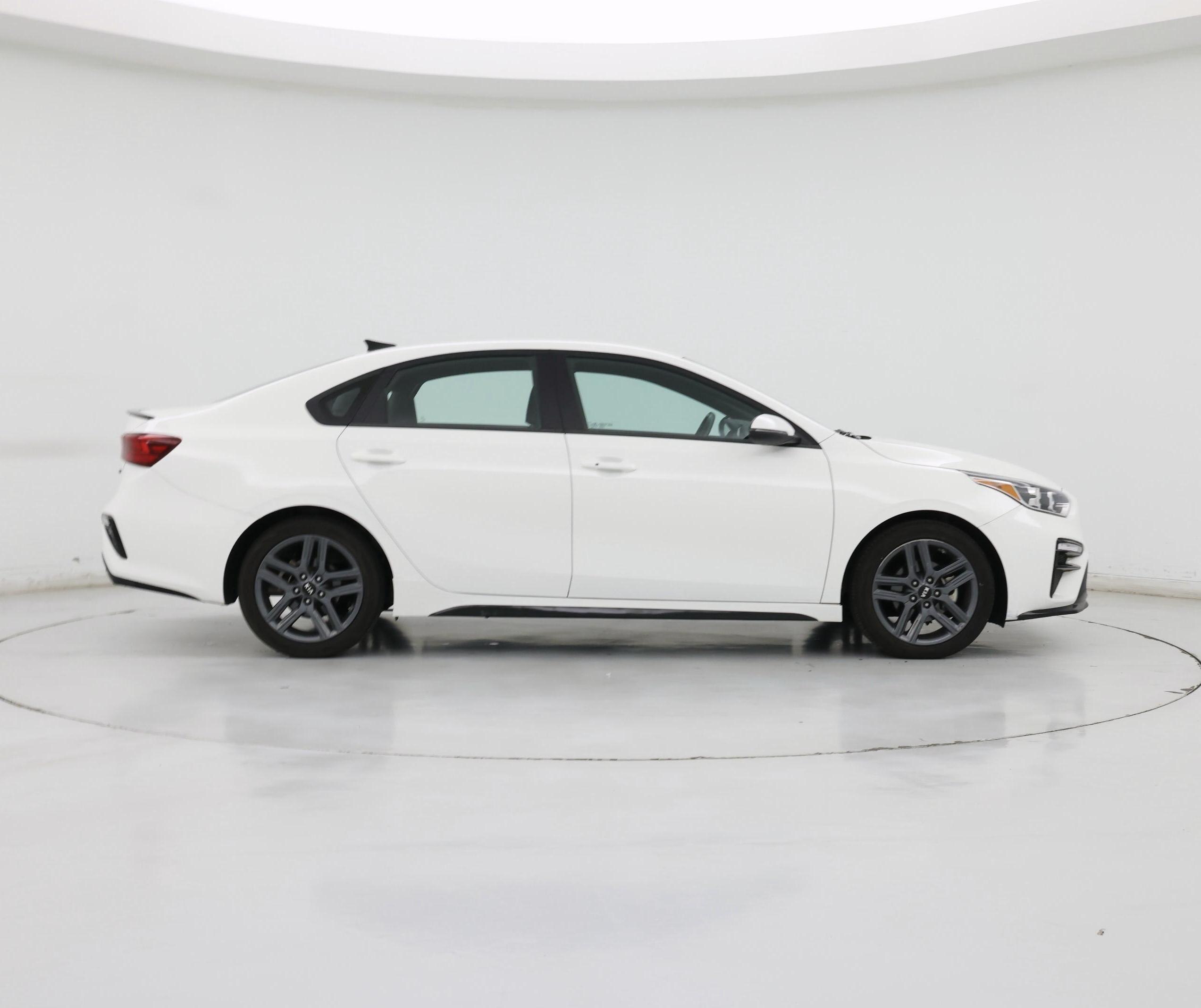 Thumbnail: 2021 Kia Forte - 7