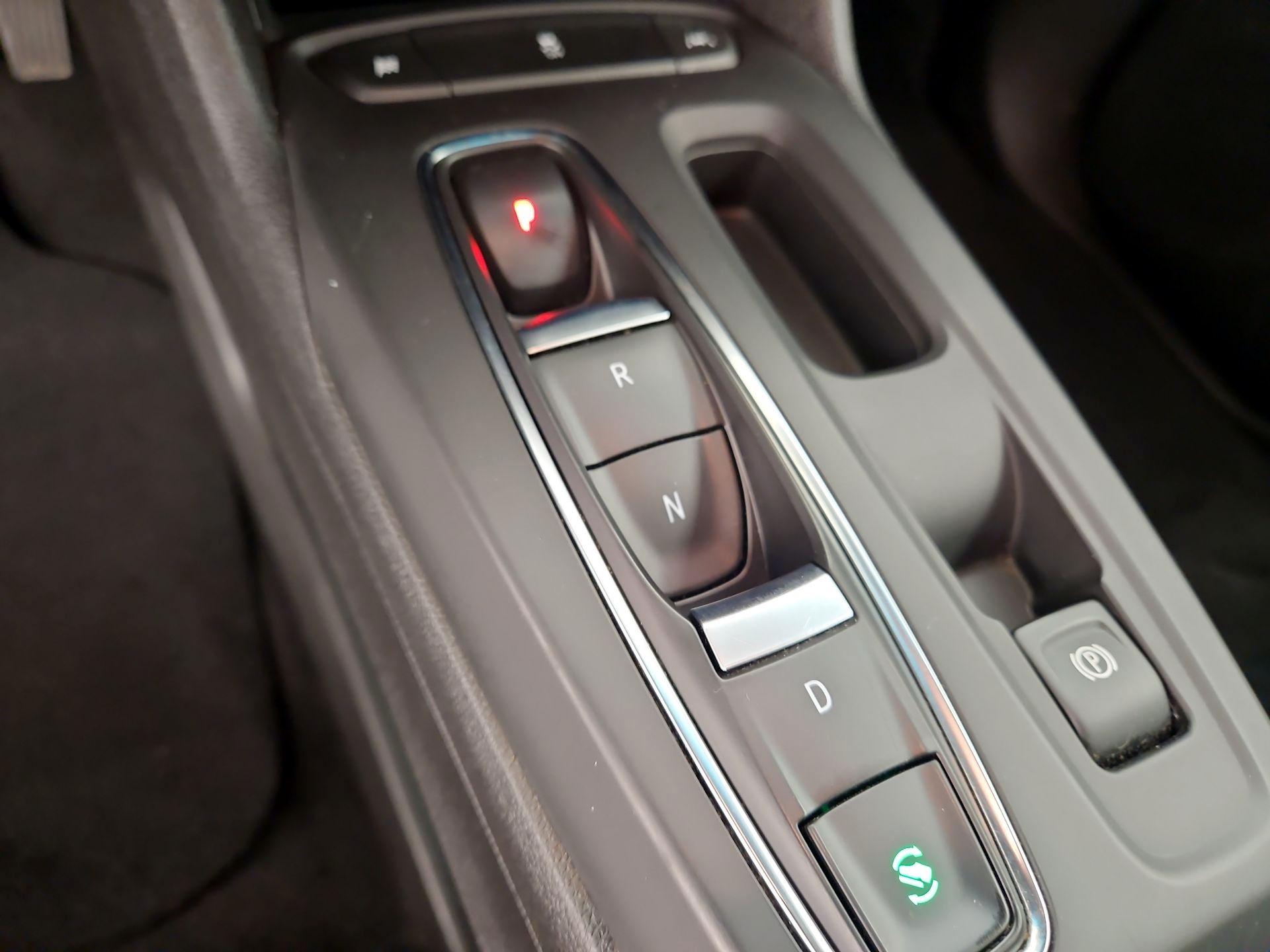 Thumbnail: 2023 Chevrolet Bolt EV - 17