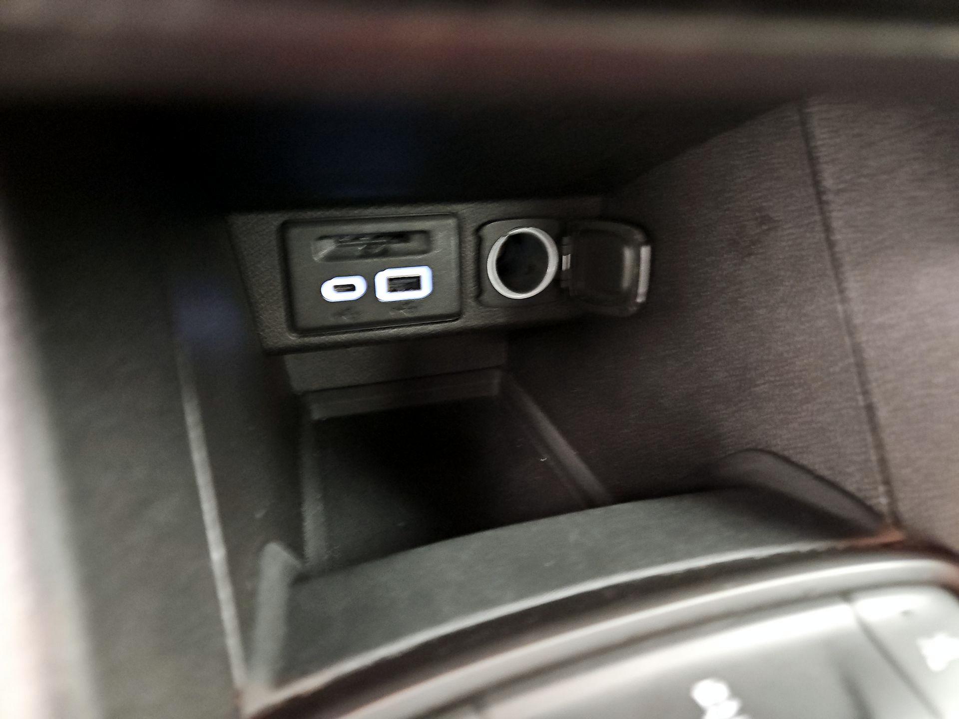 Thumbnail: 2023 Chevrolet Bolt EV - 18