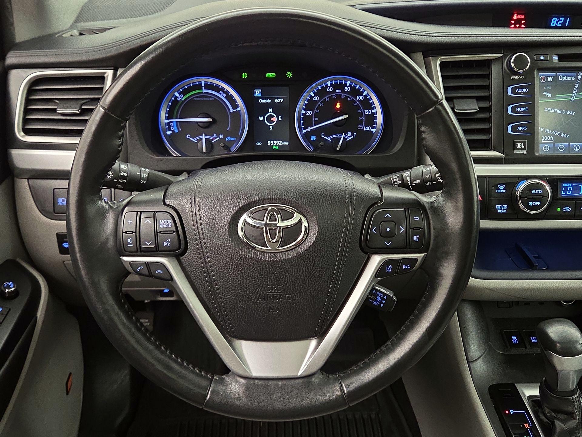 Thumbnail: 2019 Toyota Highlander - 10