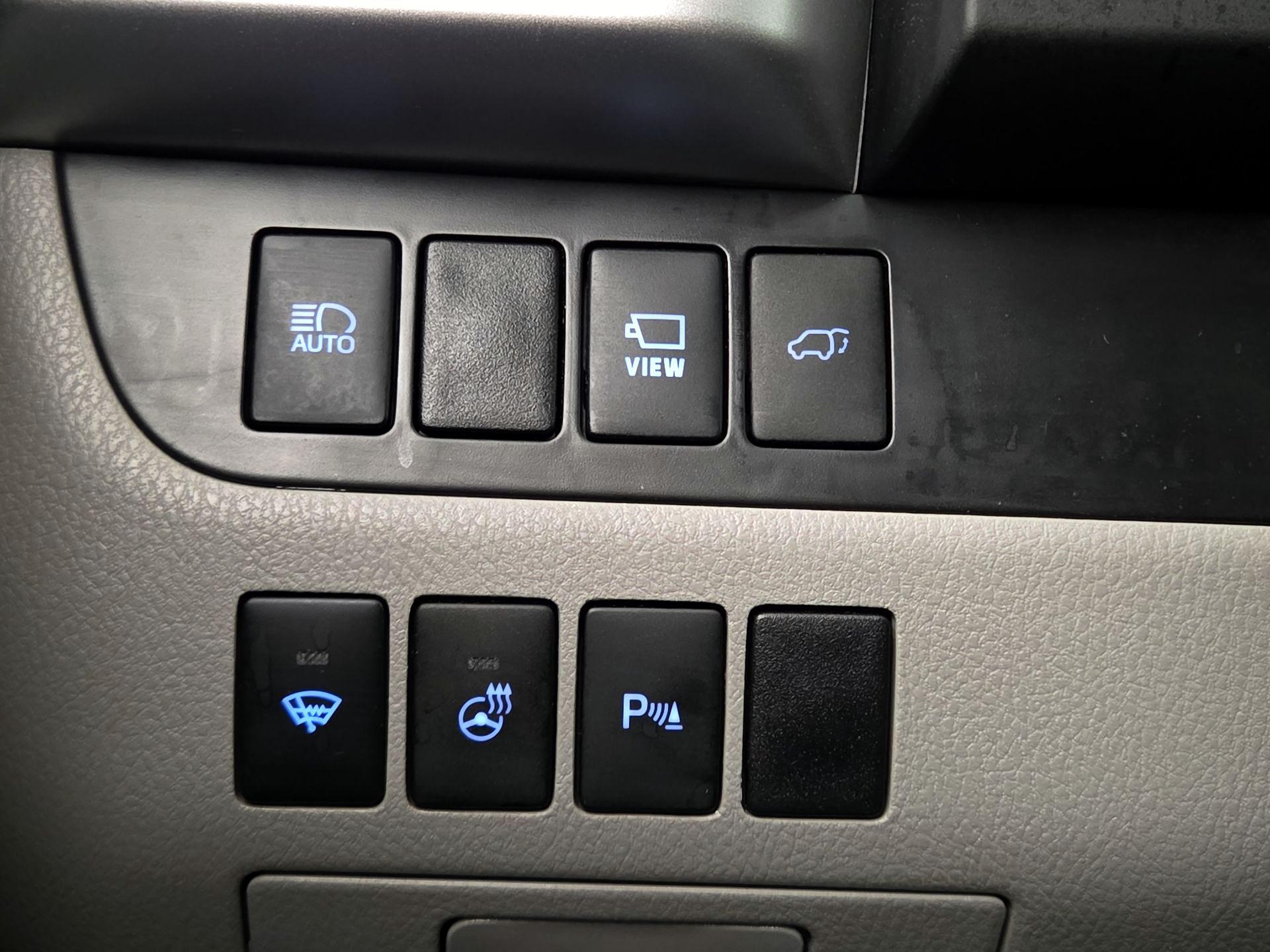 Thumbnail: 2019 Toyota Highlander - 13