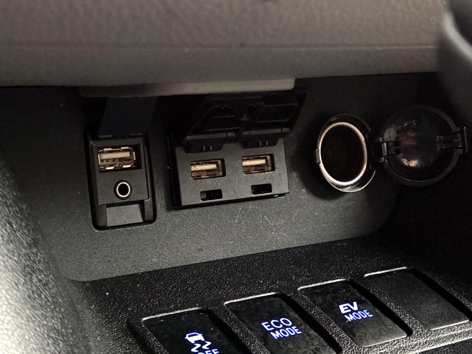 Thumbnail: 2019 Toyota Highlander - 19