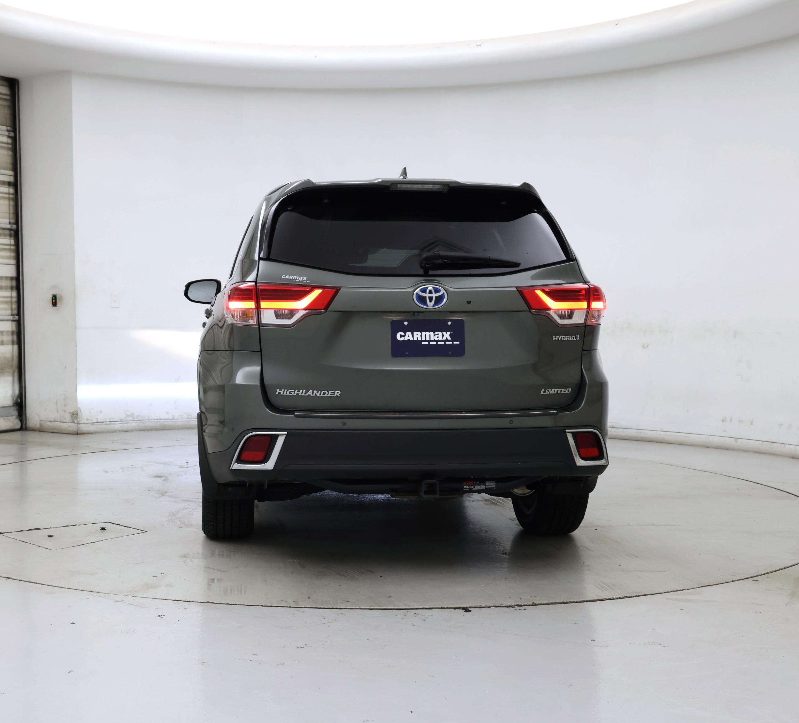 Thumbnail: 2019 Toyota Highlander - 6