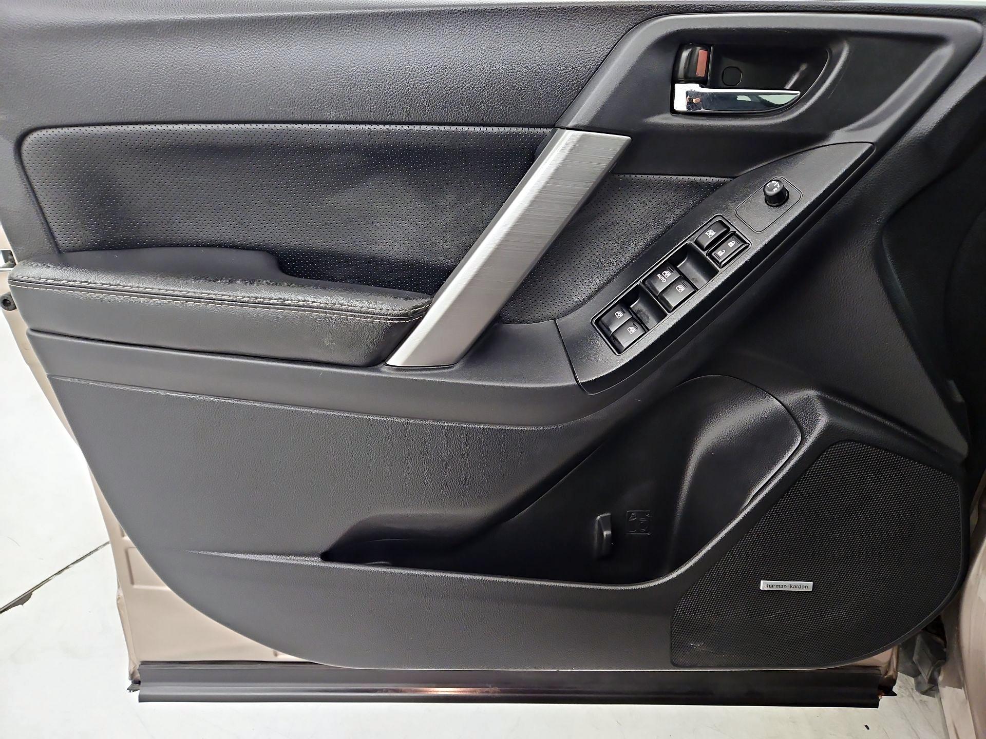 Thumbnail: 2016 Subaru Forester - 12
